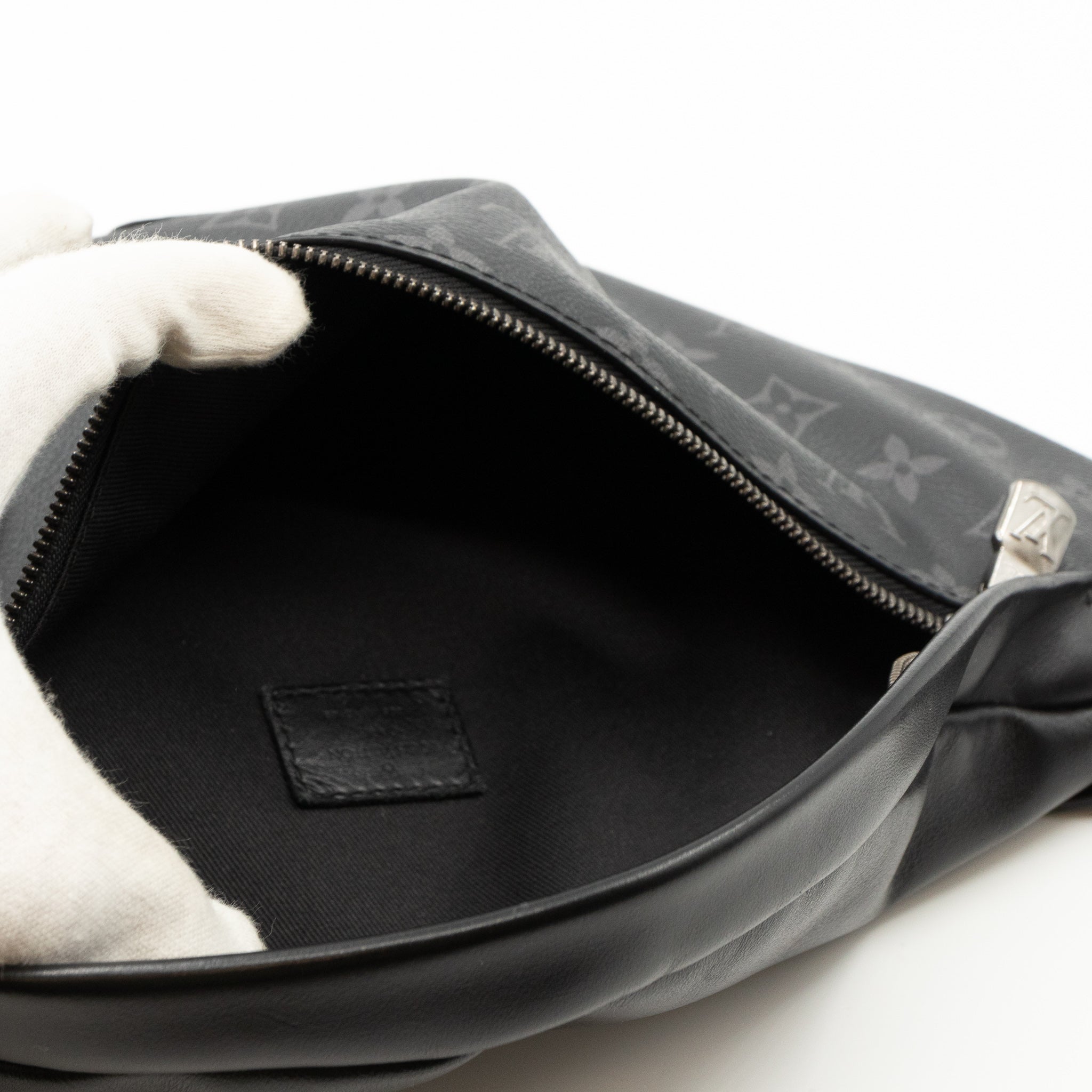 Discovery Bumbag Monogram Eclipse