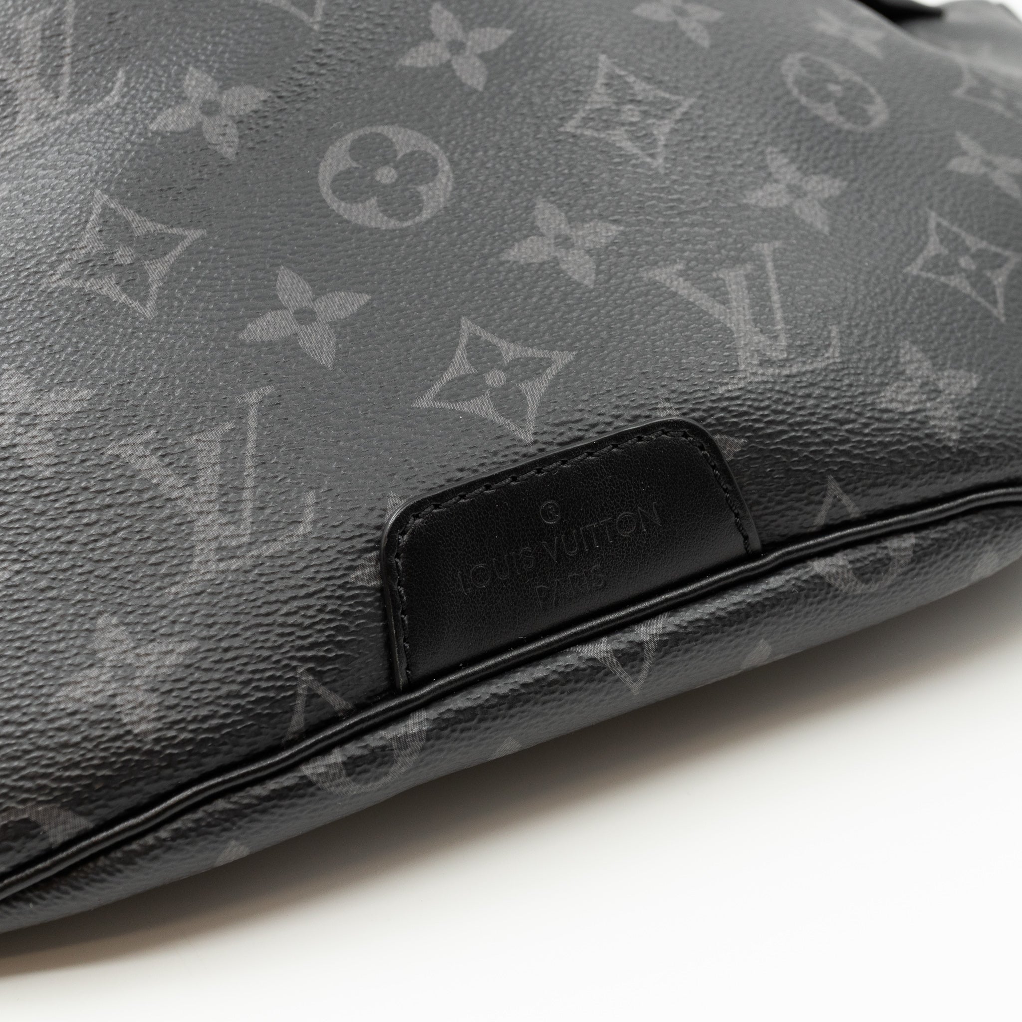Discovery Bumbag Monogram Eclipse