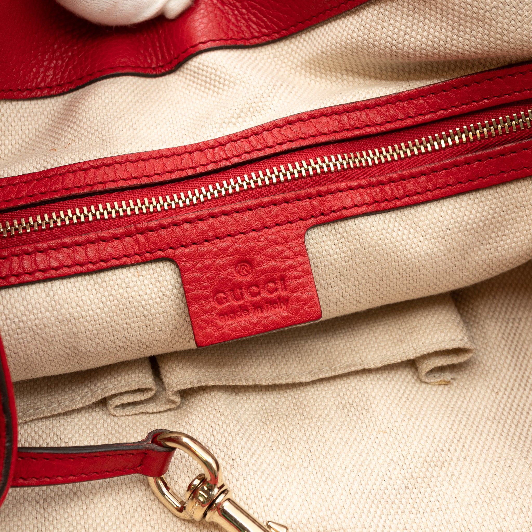 Soho Shoulder Tote Red Leather