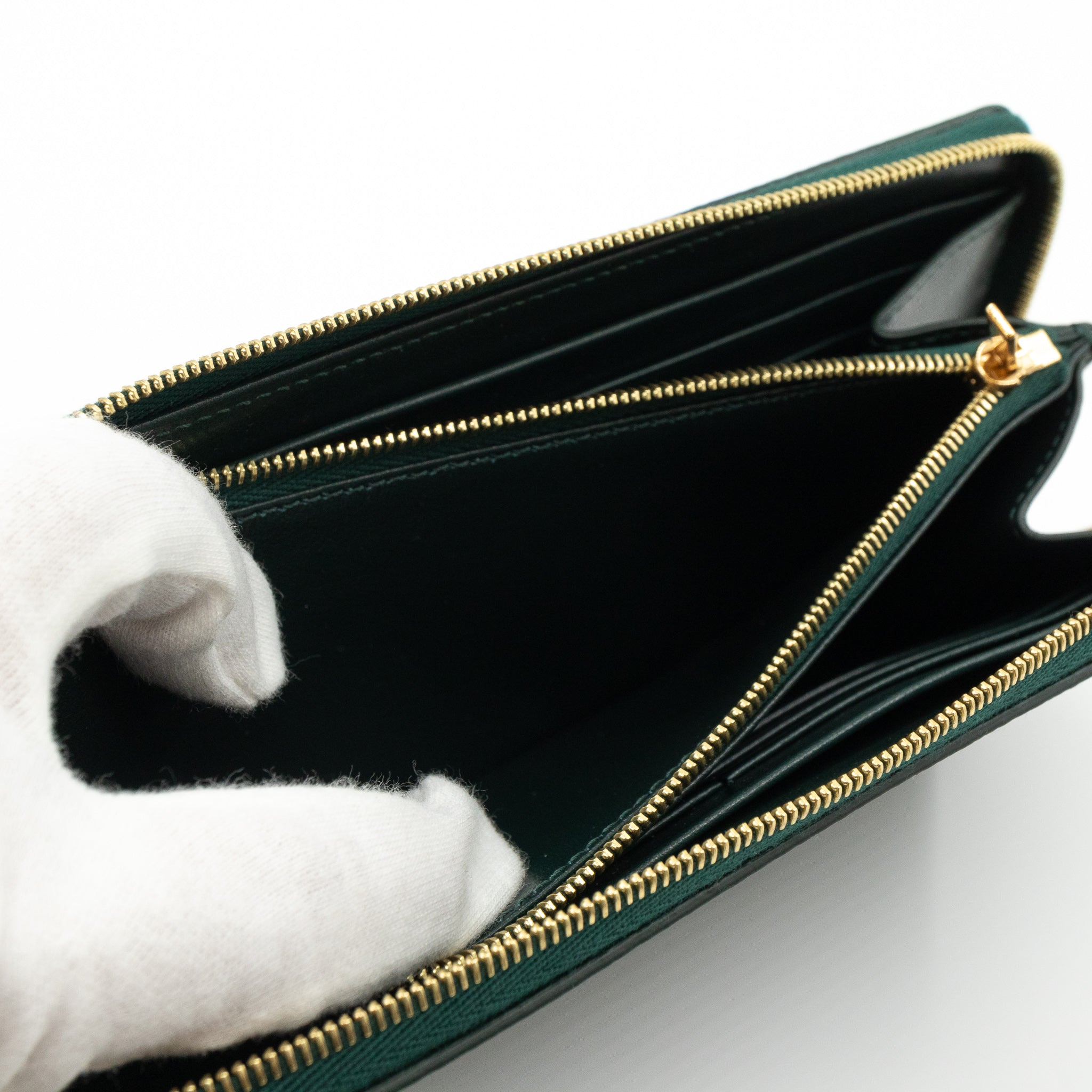 Large Zipped Wallet Amazon Green Leather