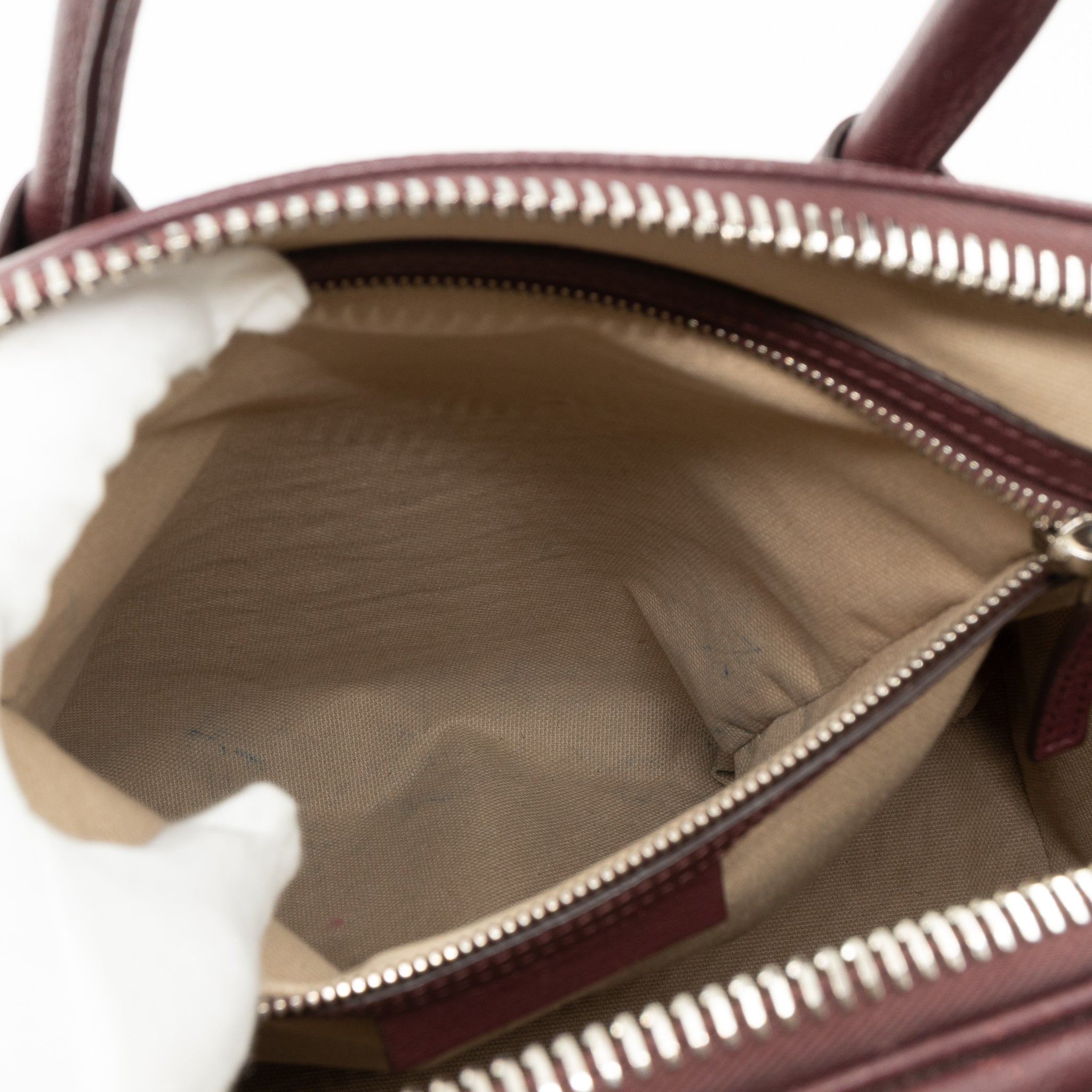 Antigona Medium Burgundy Leather