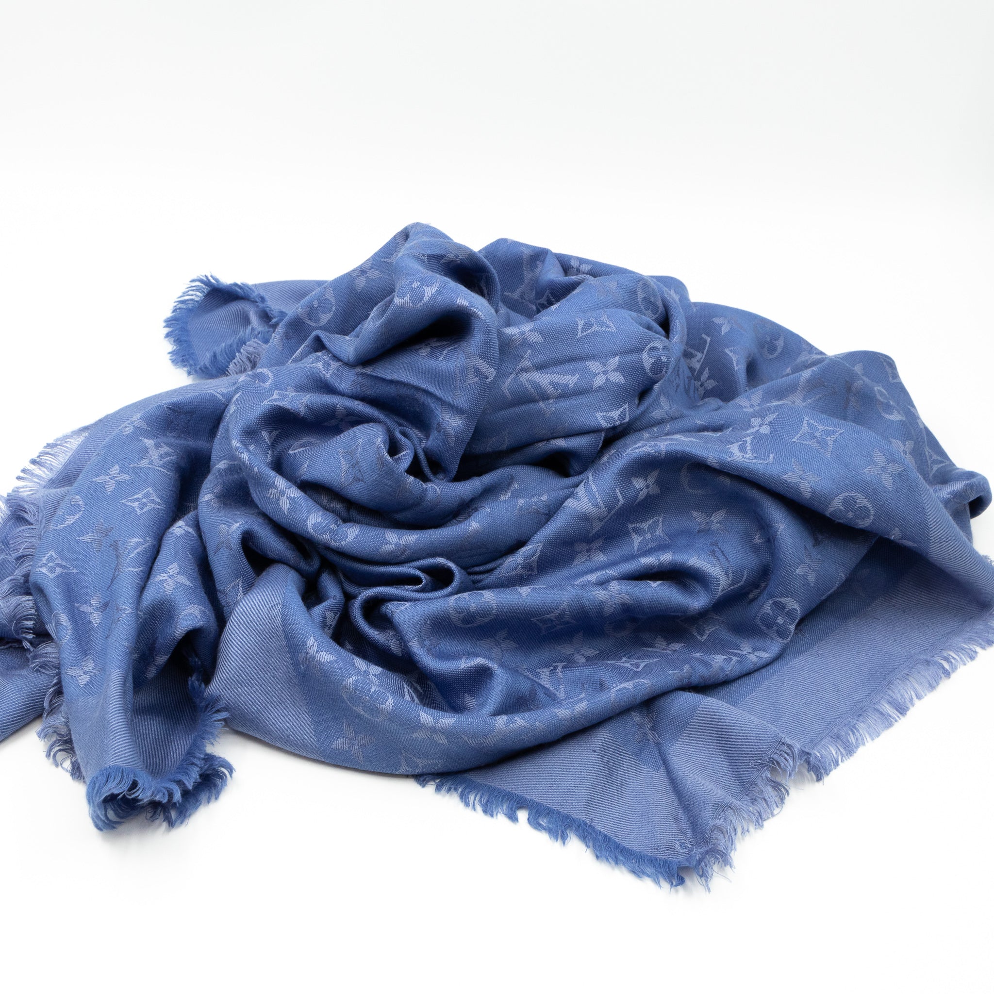 Monogram Shawl Bleuet Blue