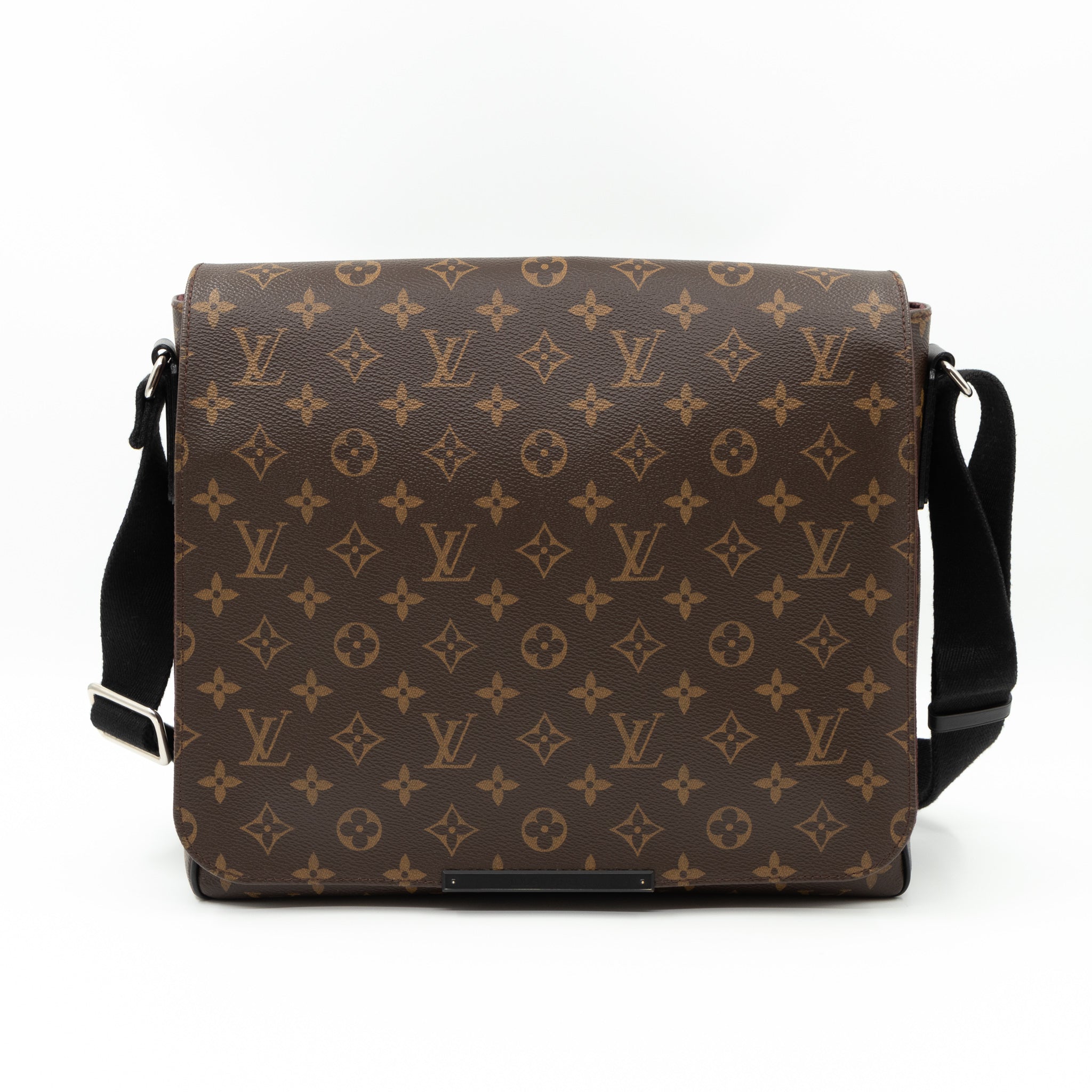 District MM Monogram Macassar