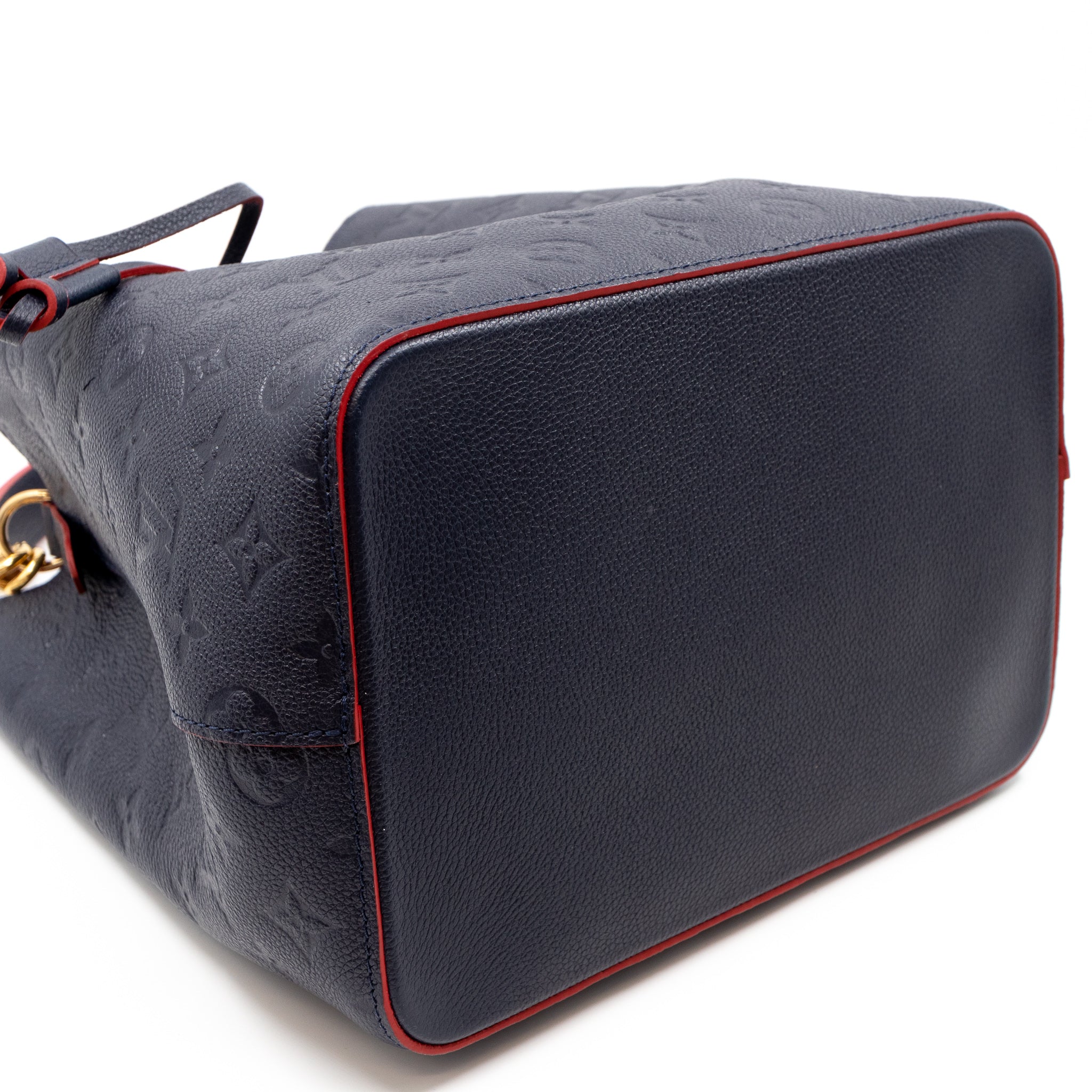 NéoNoé MM Monogram Empreinte Marine Rouge