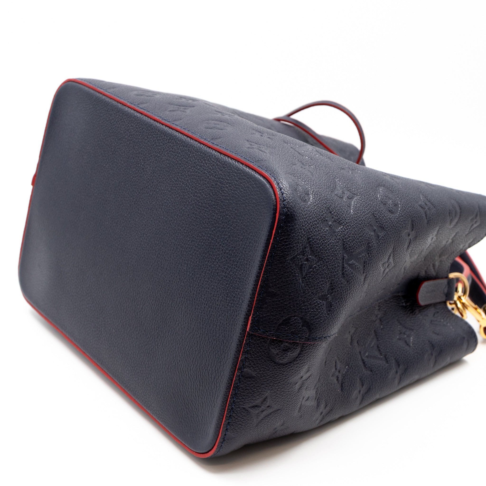 NéoNoé MM Monogram Empreinte Marine Rouge