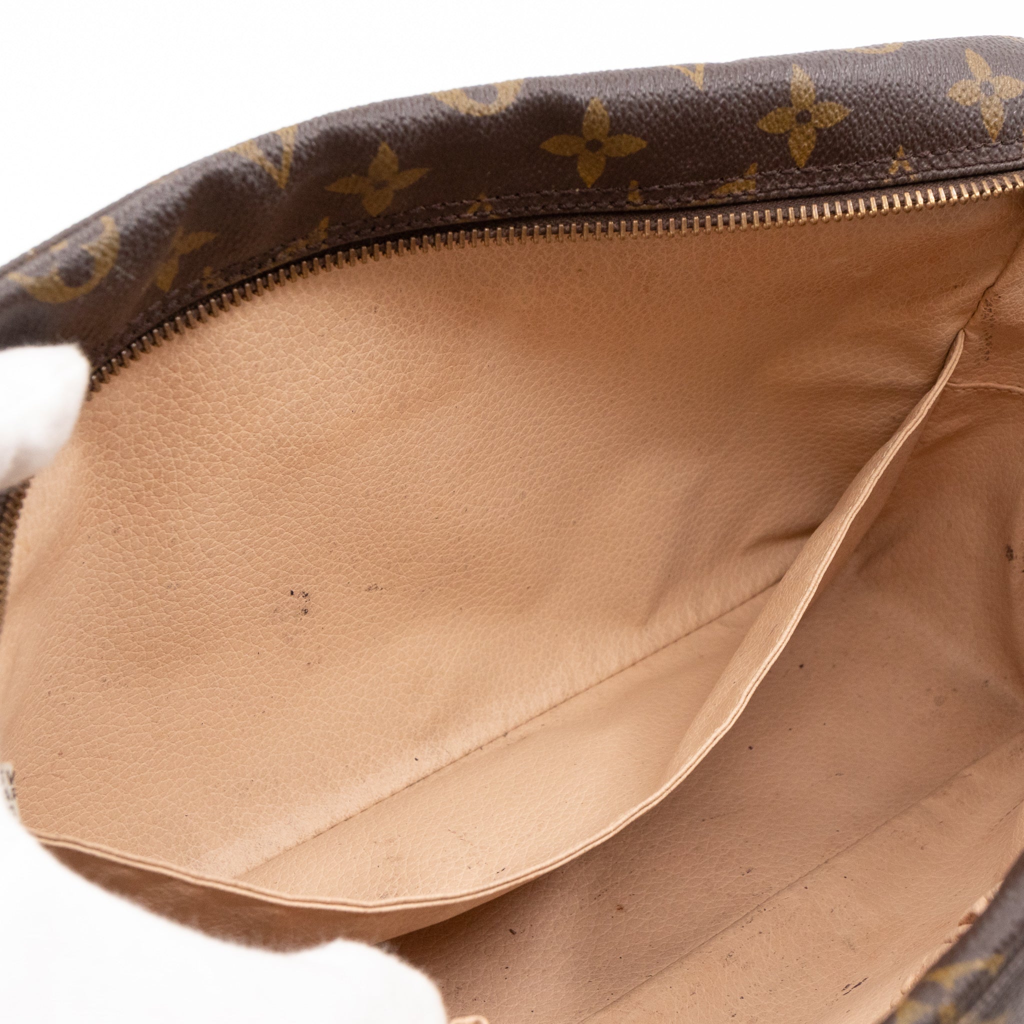 Trousse Toilette 28 Monogram