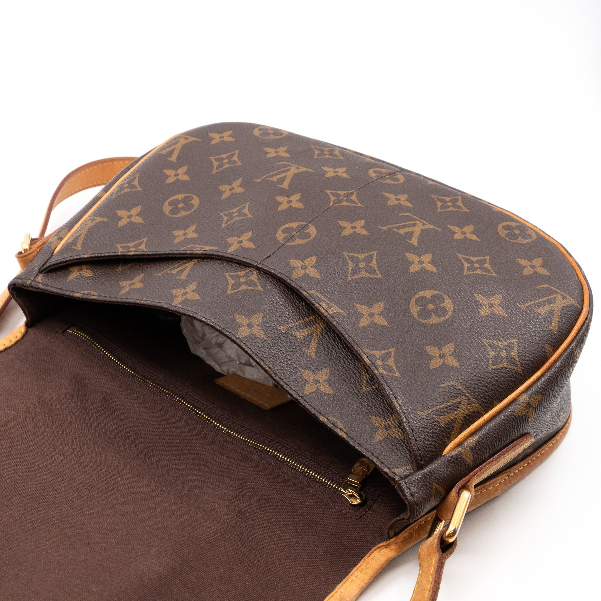 Menilmontant PM Monogram