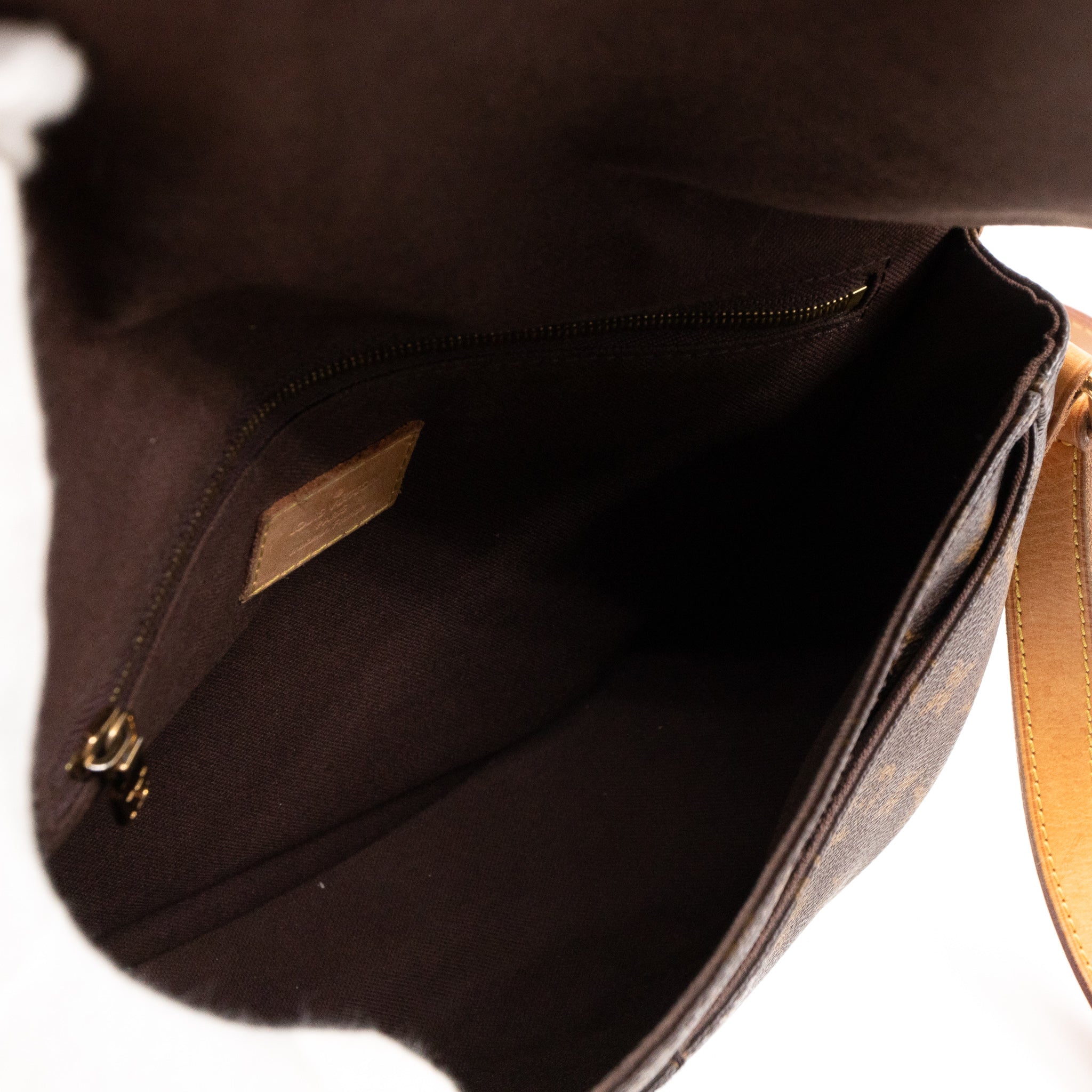 Menilmontant PM Monogram