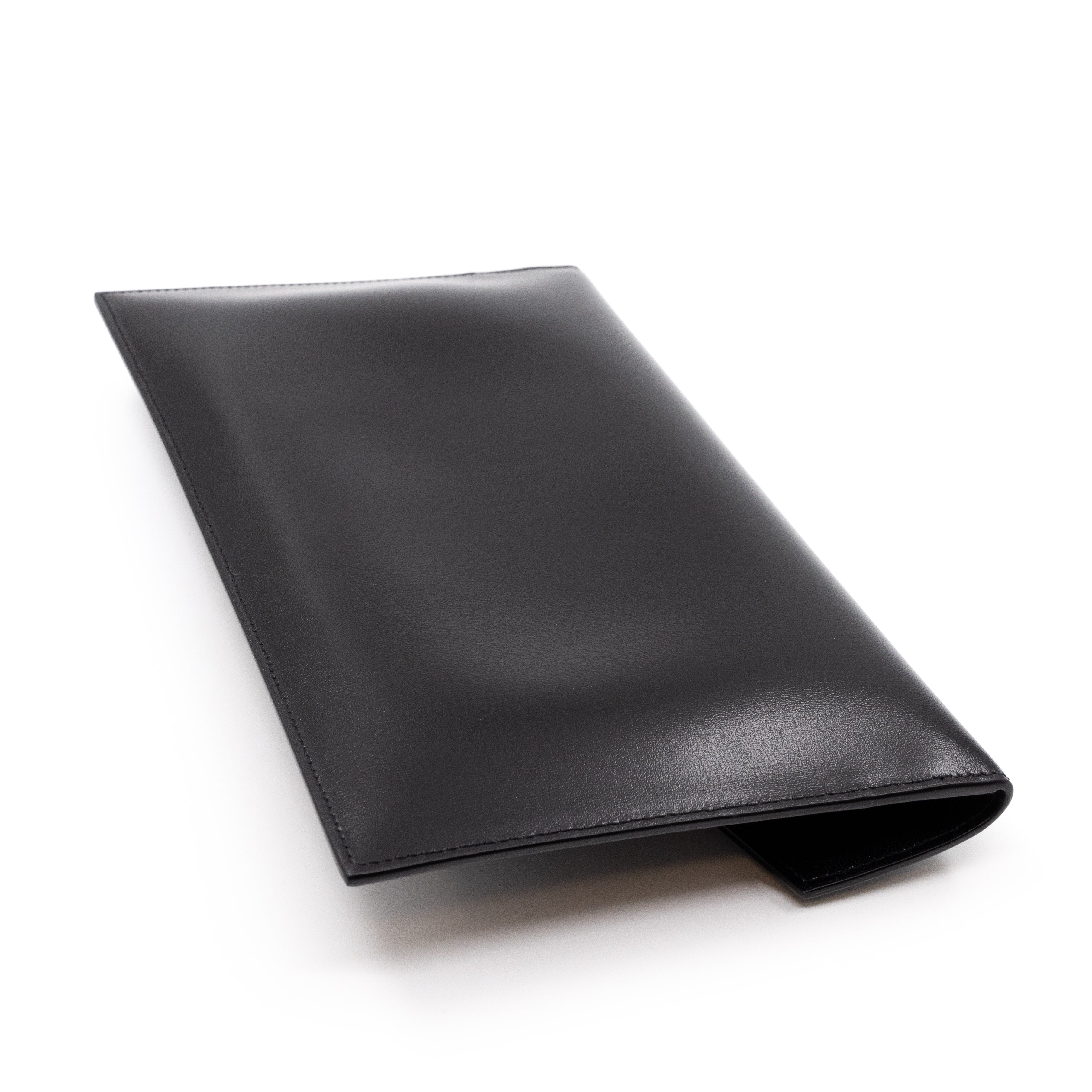 Uptown Pouch Black Smooth Leather