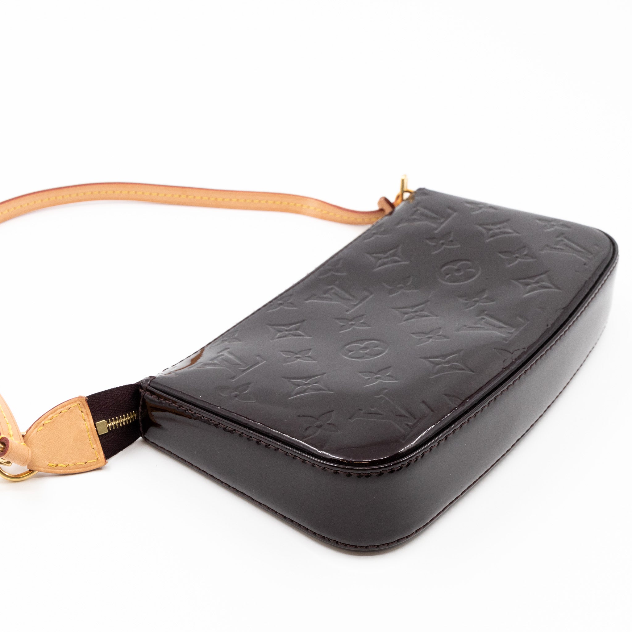 Pochette Accessoires Vernis Amarante