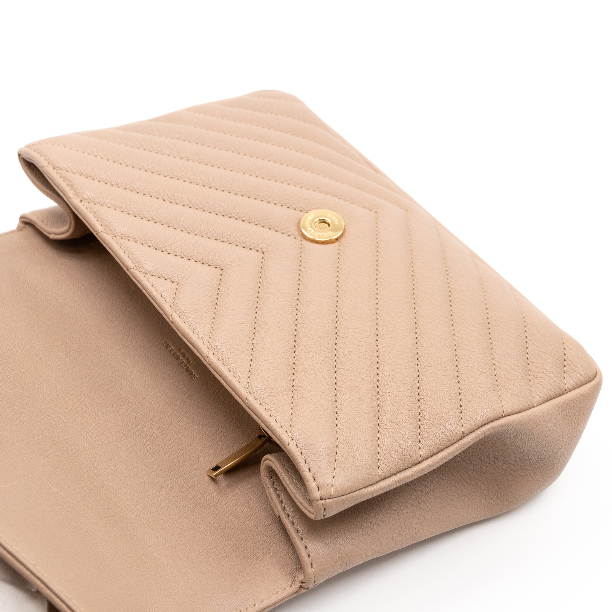 College Medium Chevron Quilted Dark Beige Leather