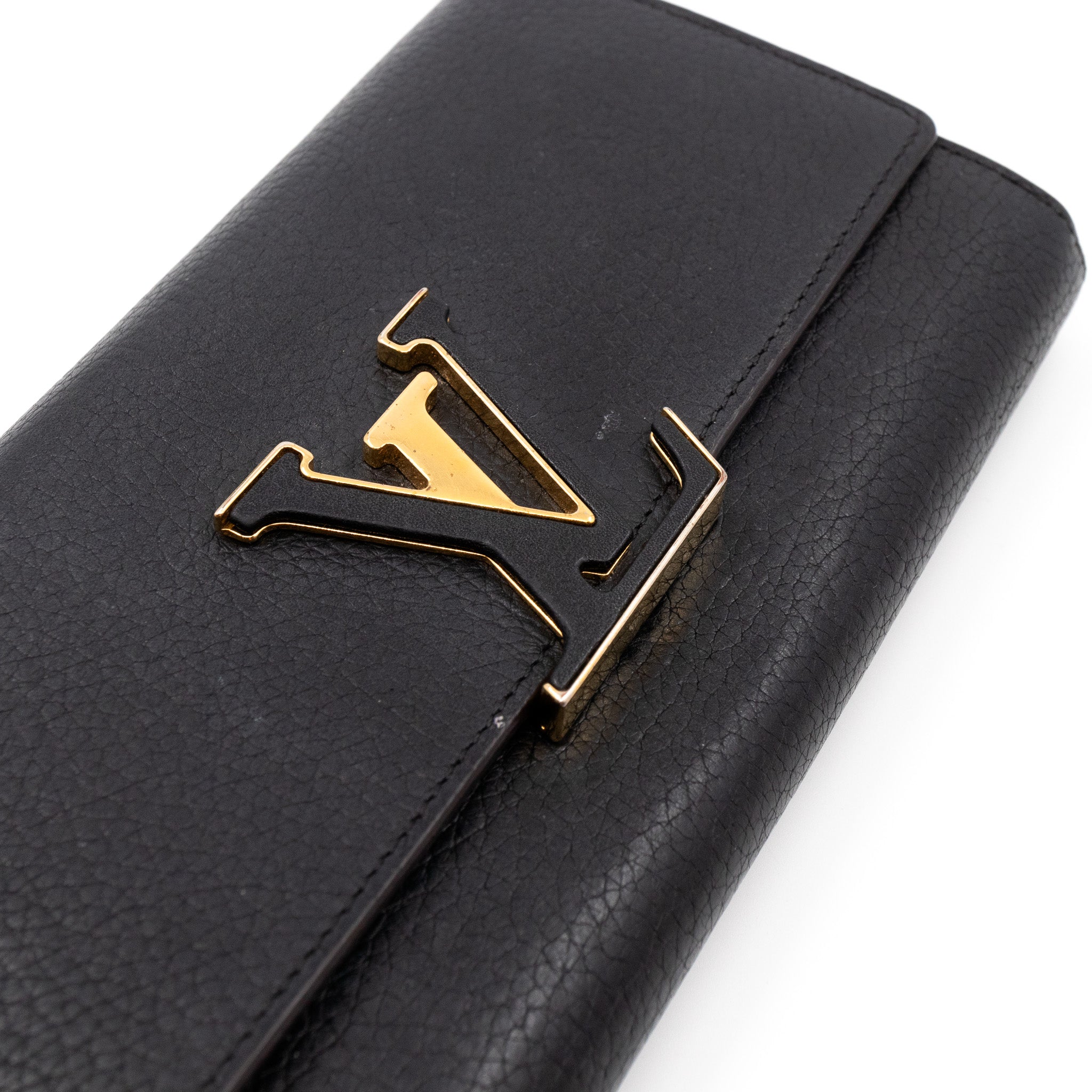 Capucines Wallet Black Leather