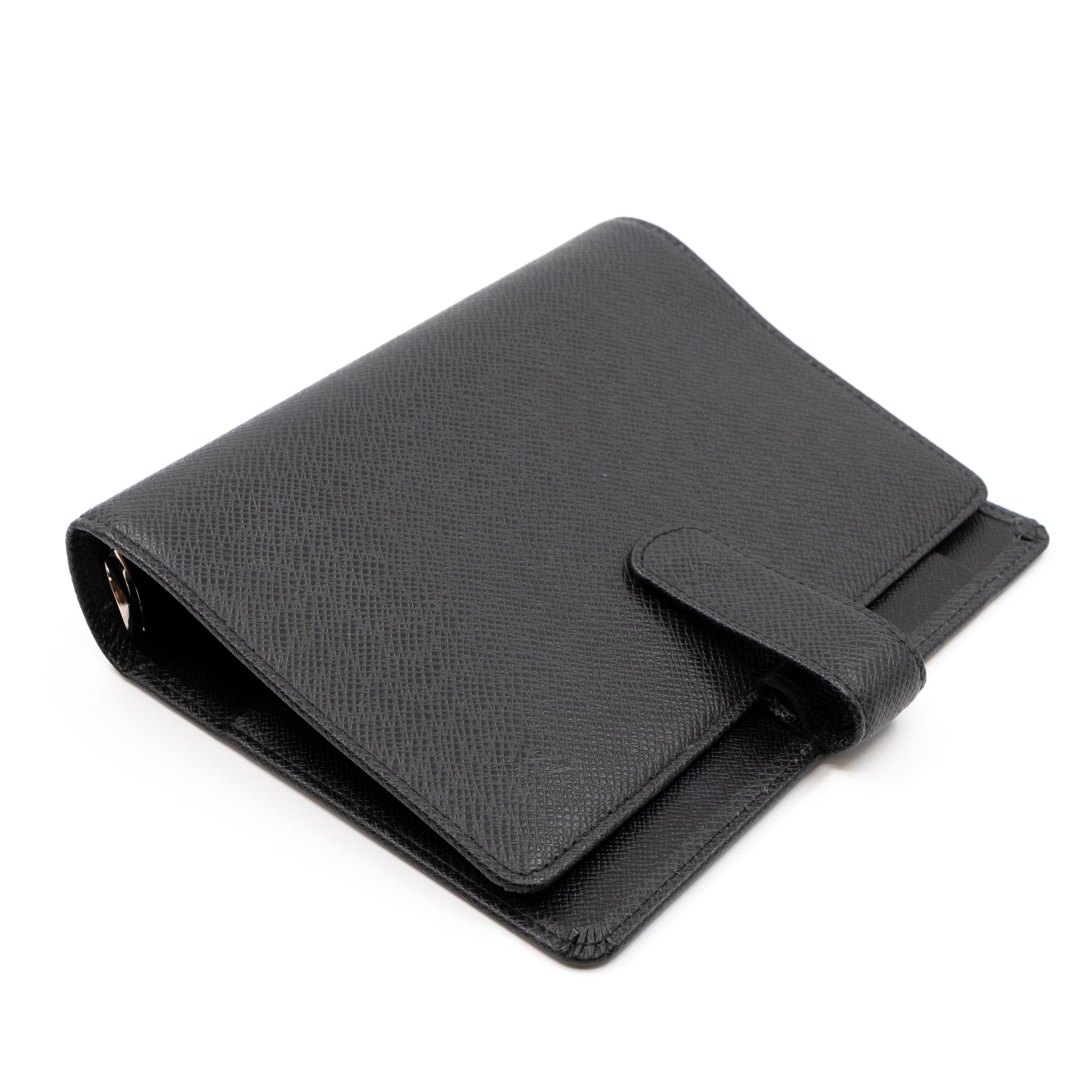Medium Ring Agenda Cover Taiga Leather Black