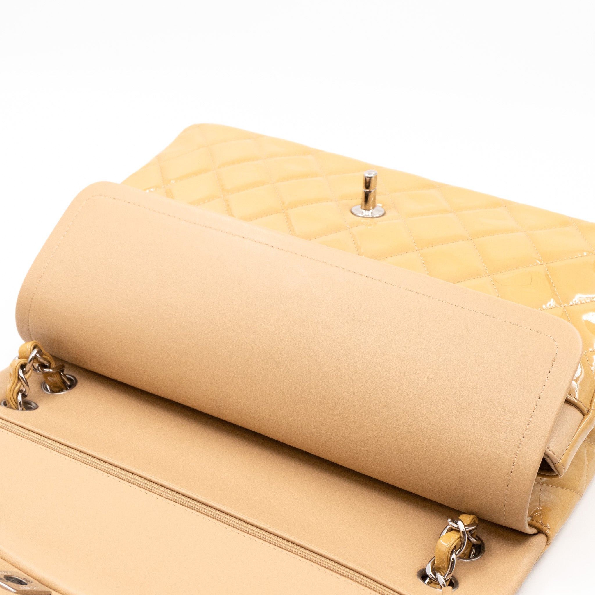 Classic Double Flap Jumbo Dark Beige Patent Leather Silver