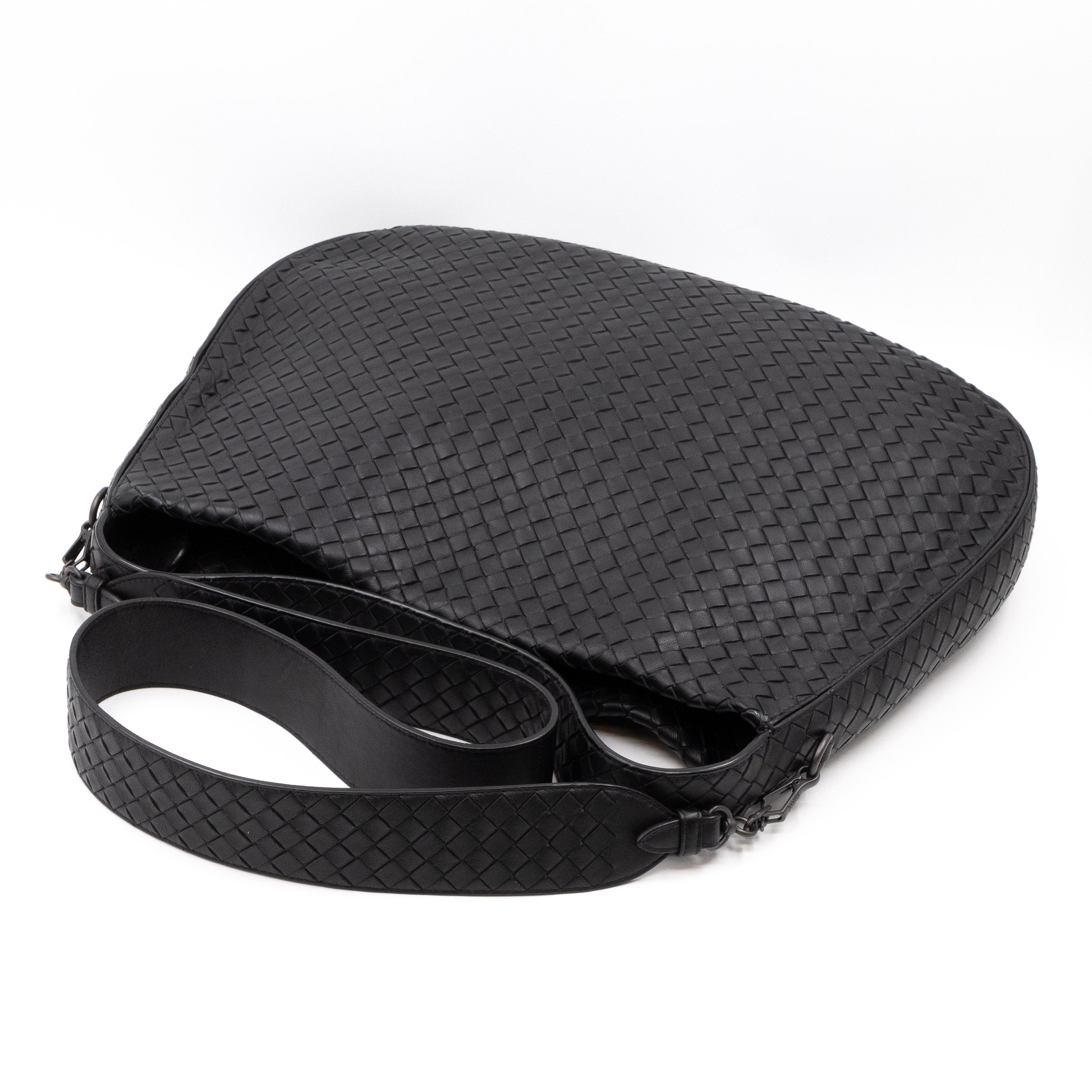 Large City Messenger Intrecciato Black Leather