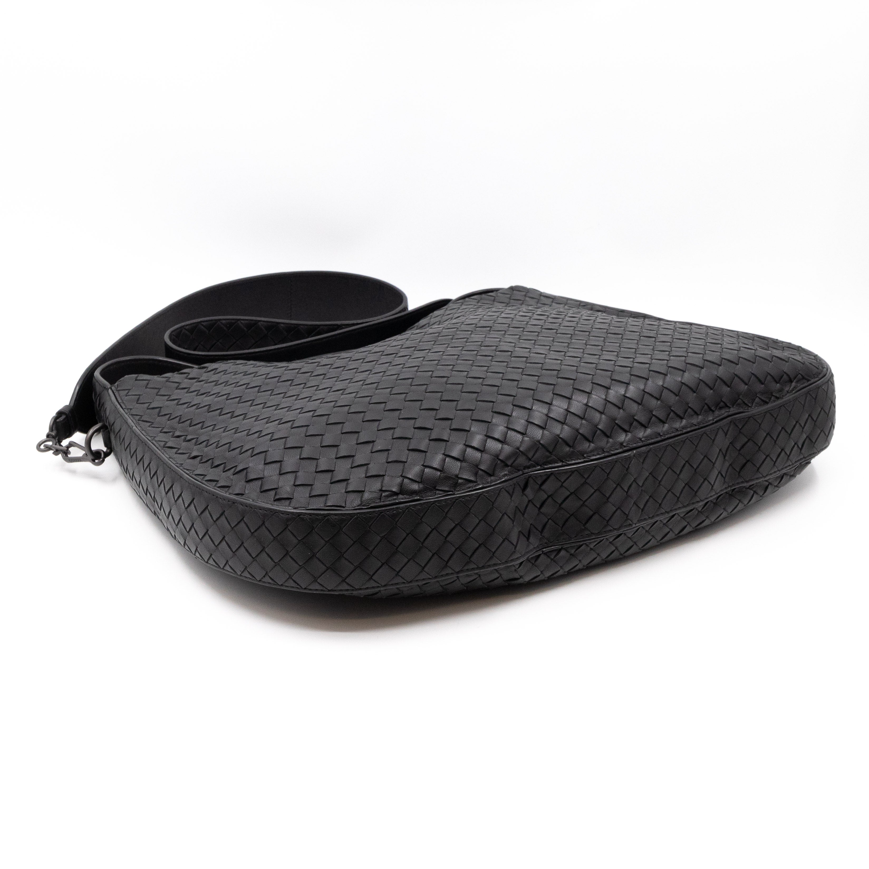 Large City Messenger Intrecciato Black Leather