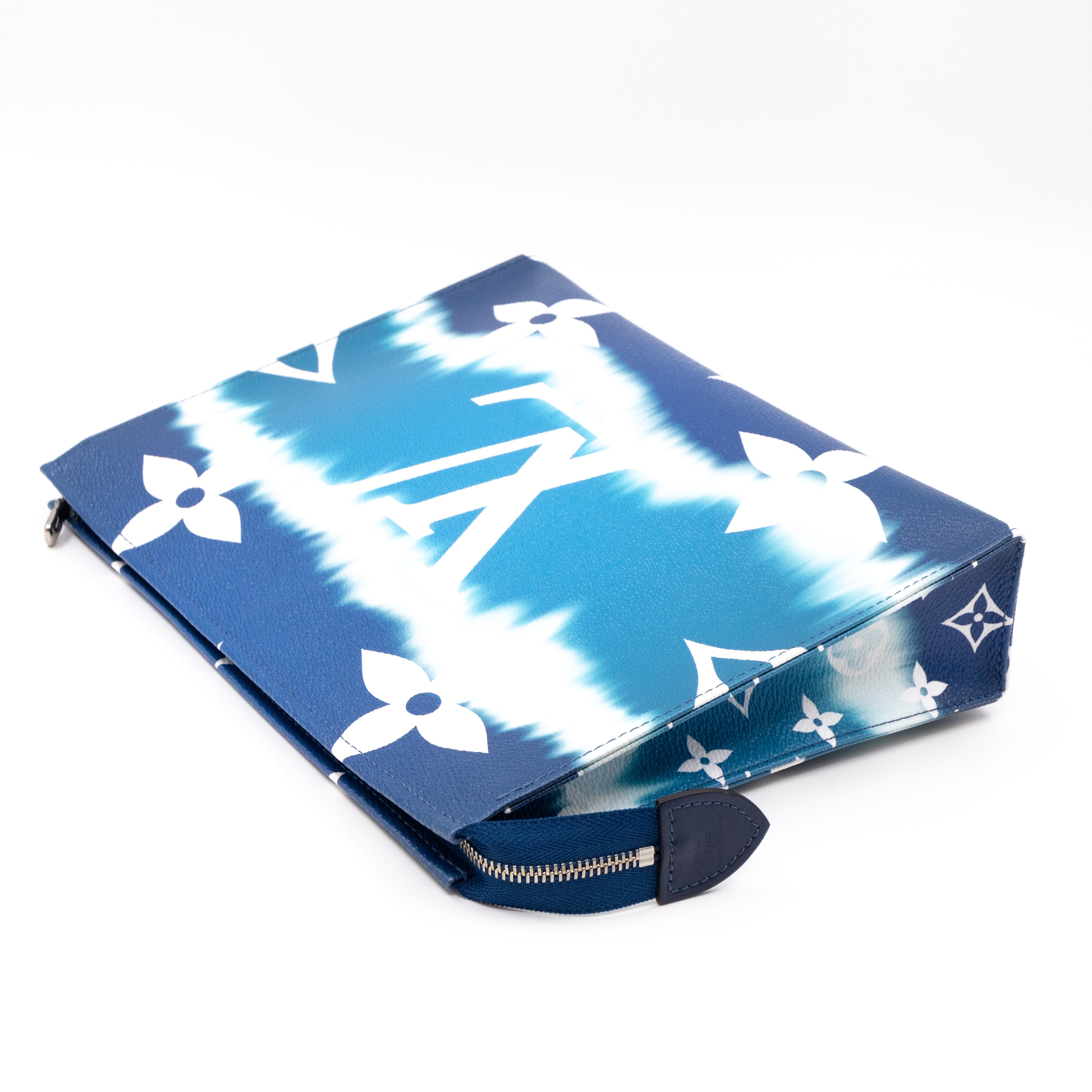Toiletry Pouch 26 LV Escale