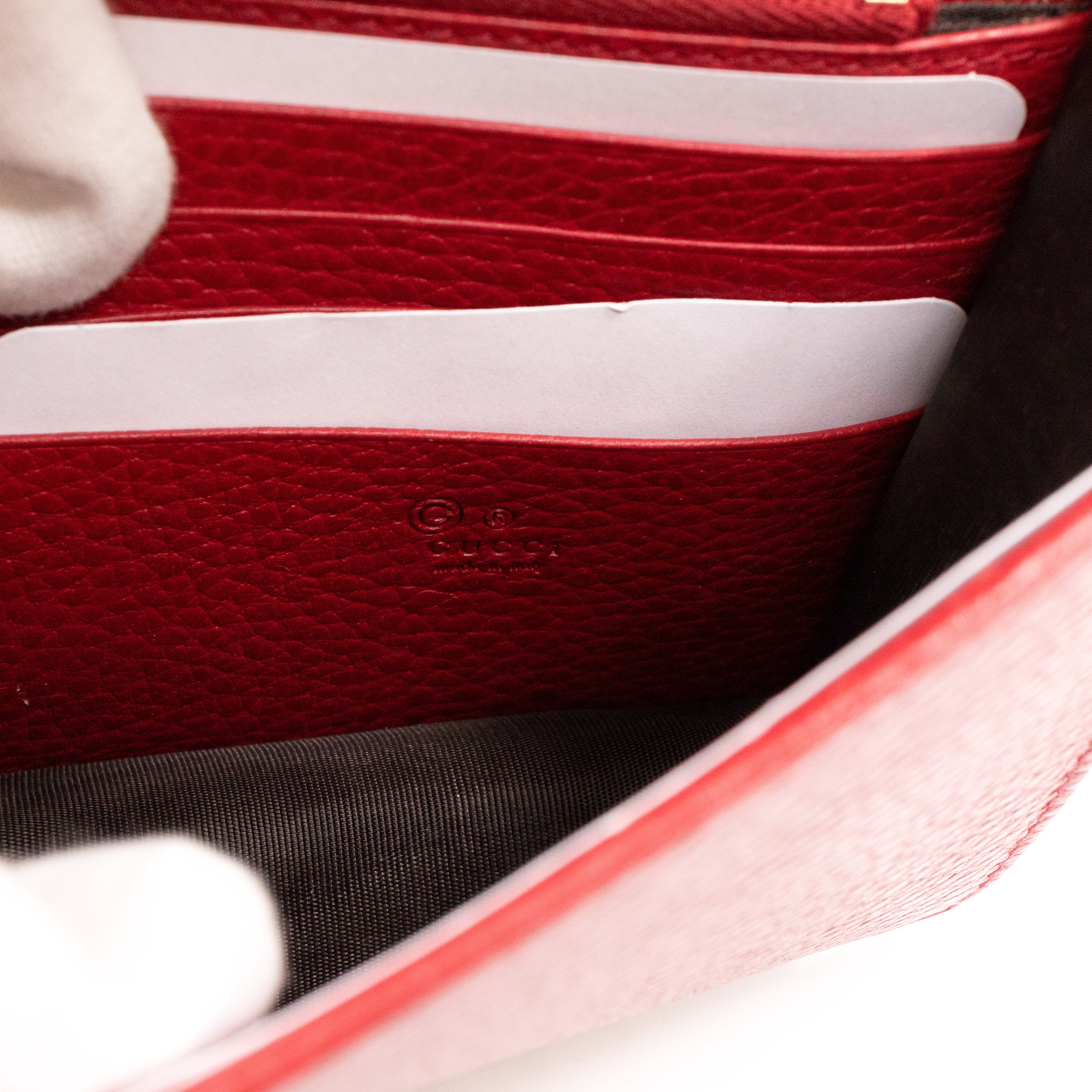 Interlocking GG Chain Wallet Red Leather