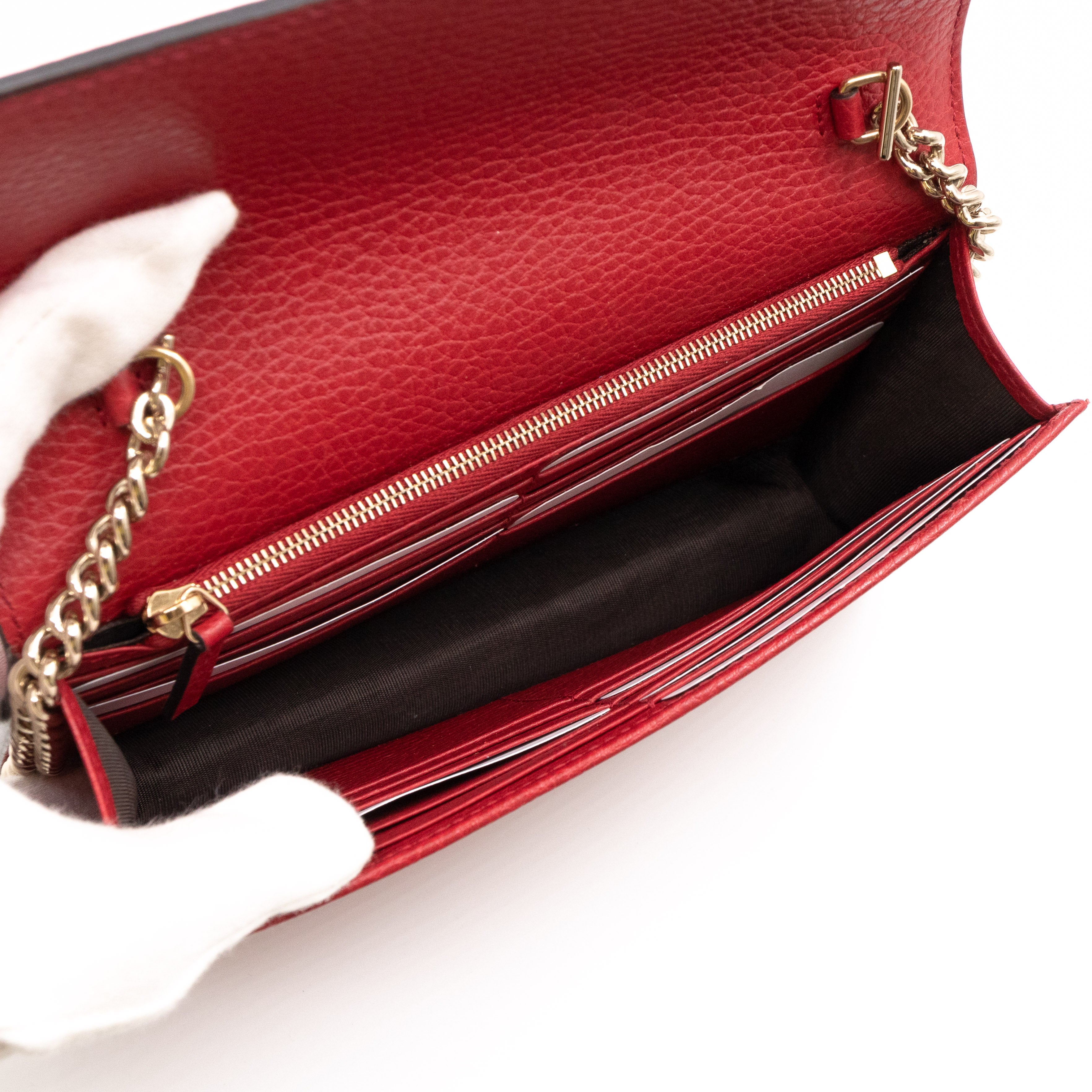 Interlocking GG Chain Wallet Red Leather