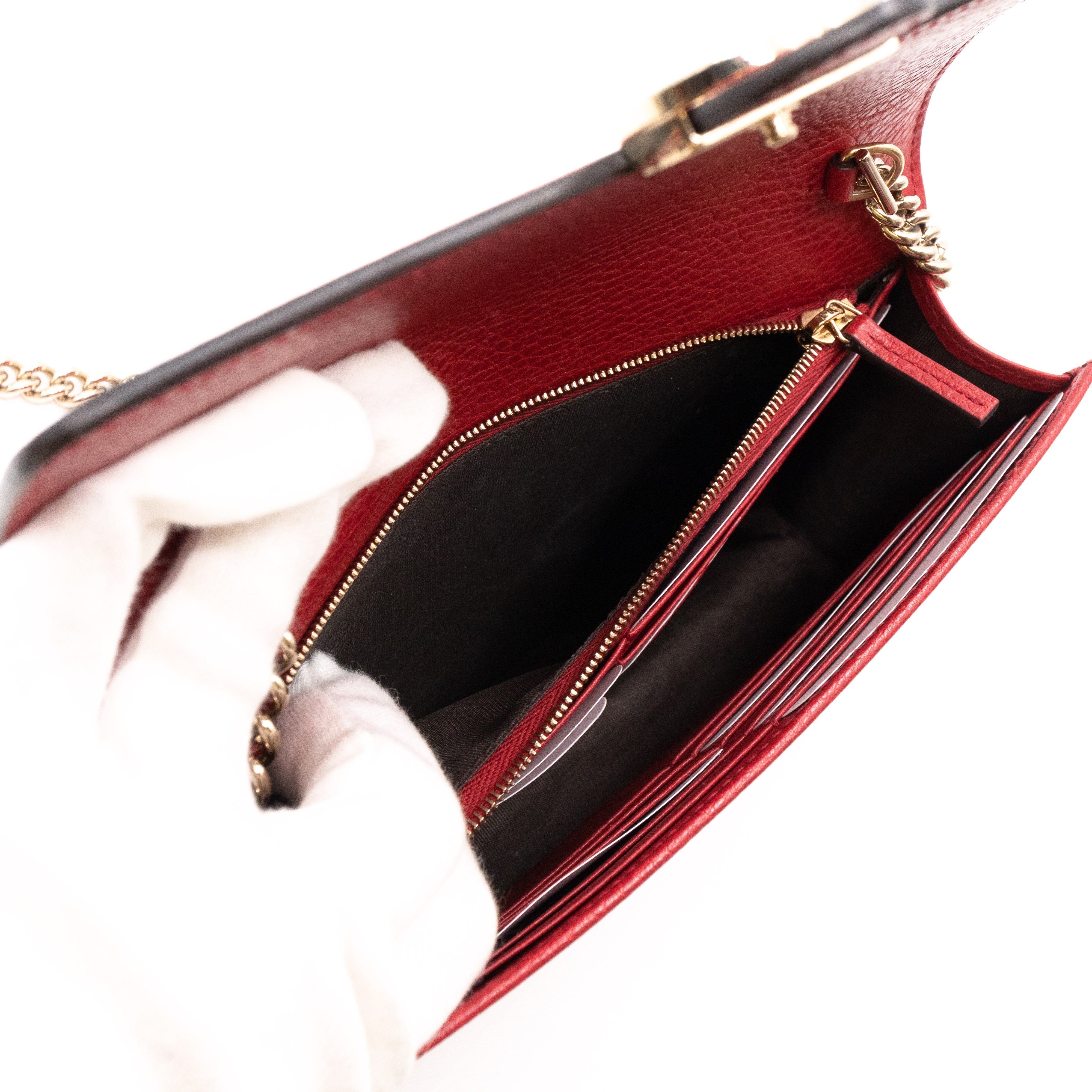 Interlocking GG Chain Wallet Red Leather