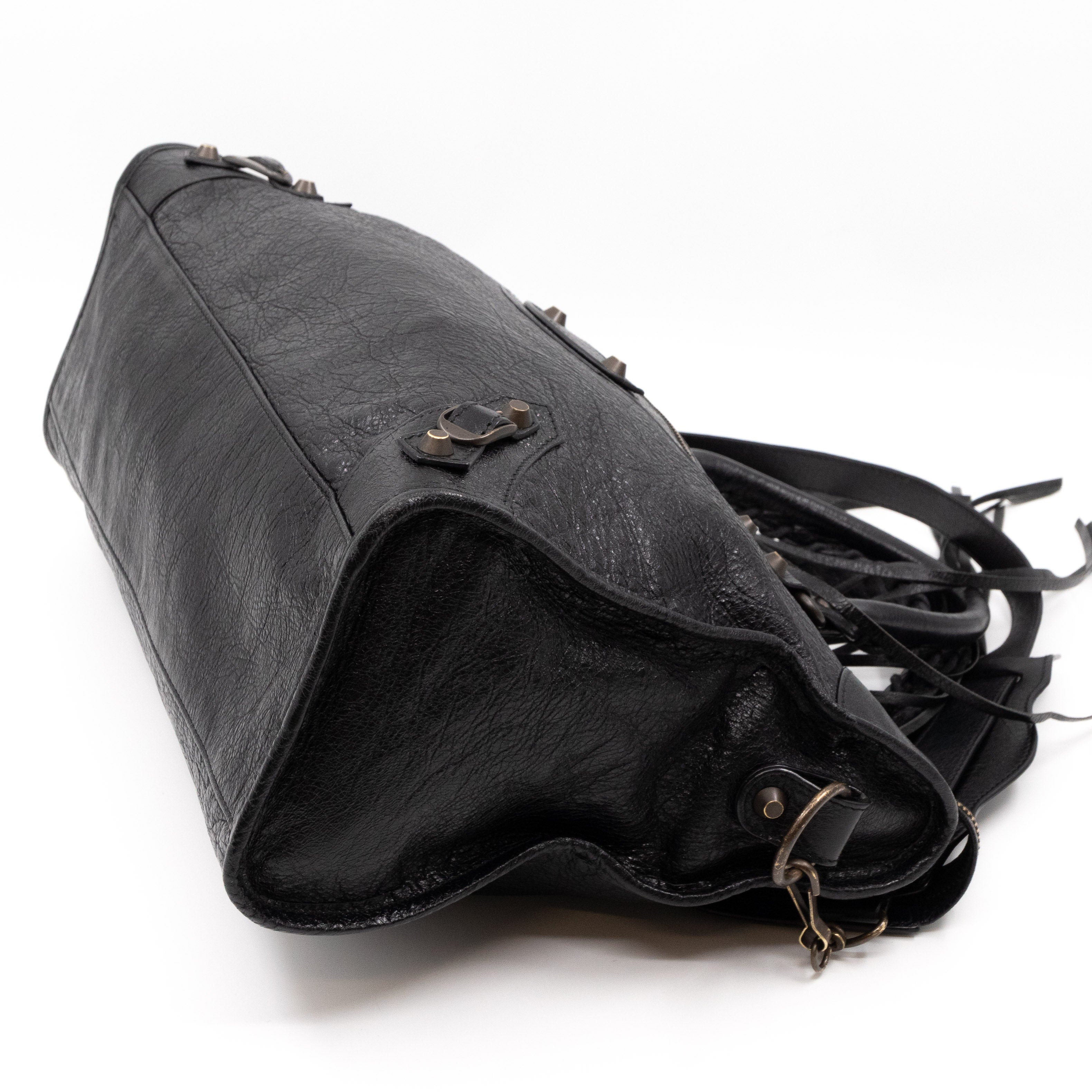 City Classic Studs Black Leather