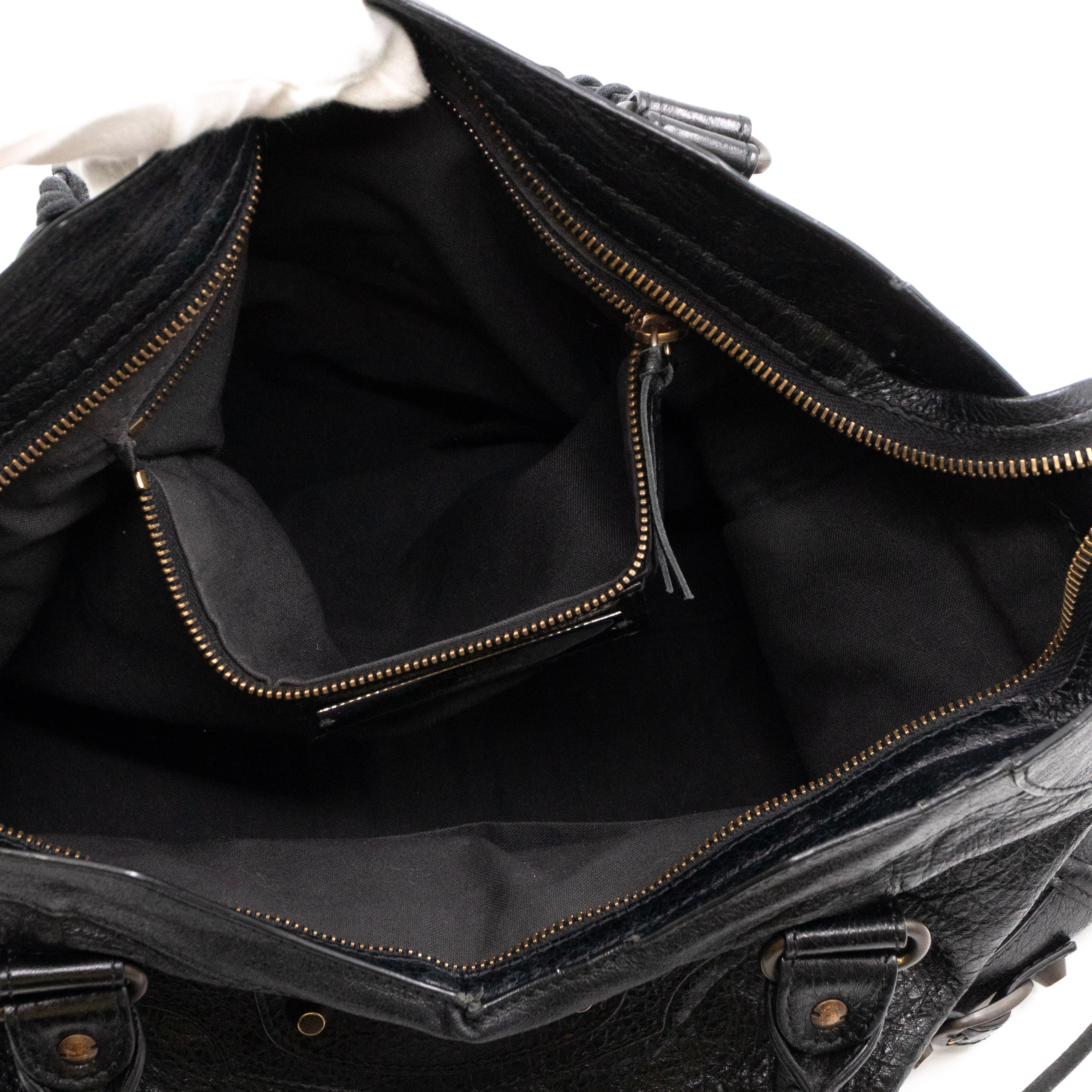 City Classic Studs Black Leather