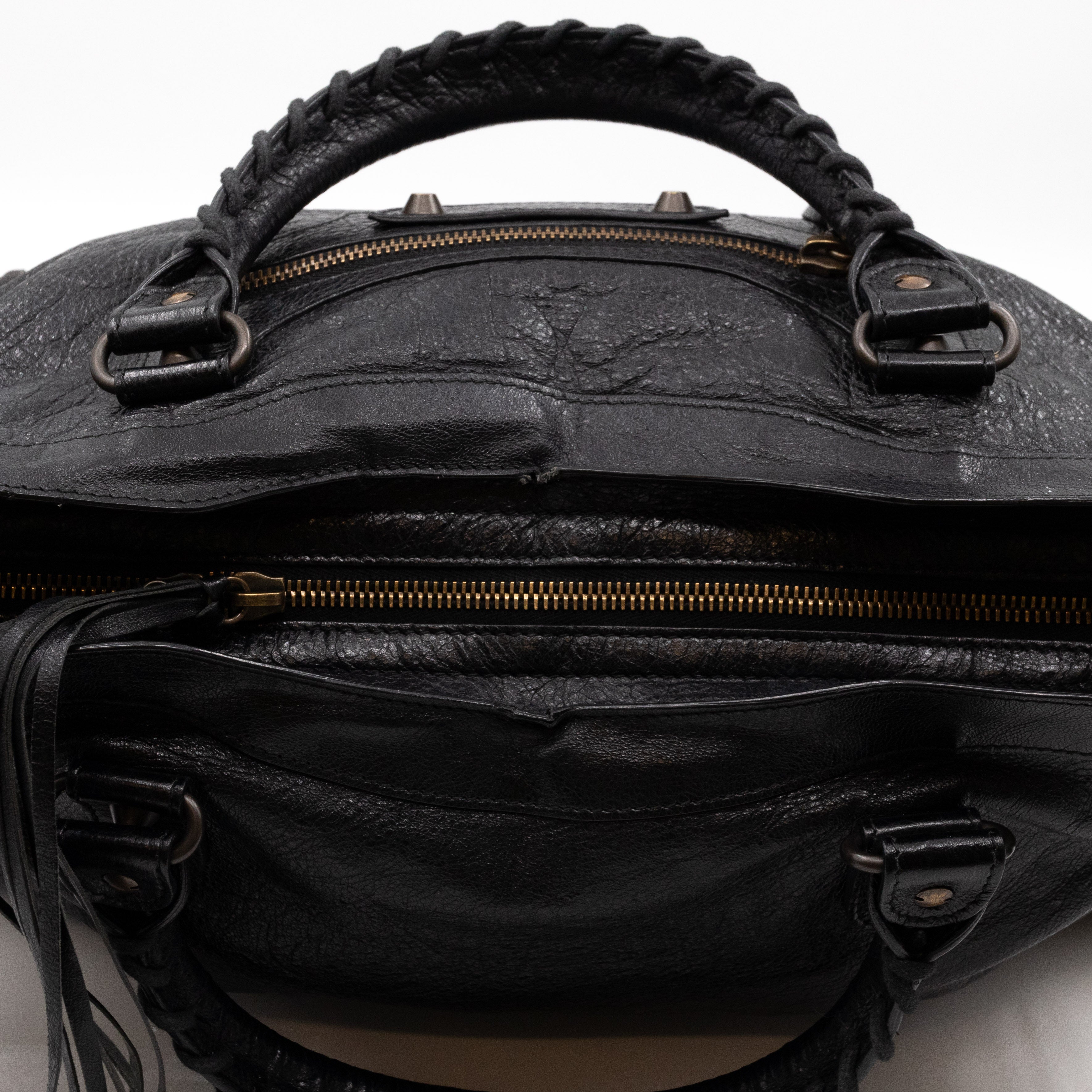 City Classic Studs Black Leather