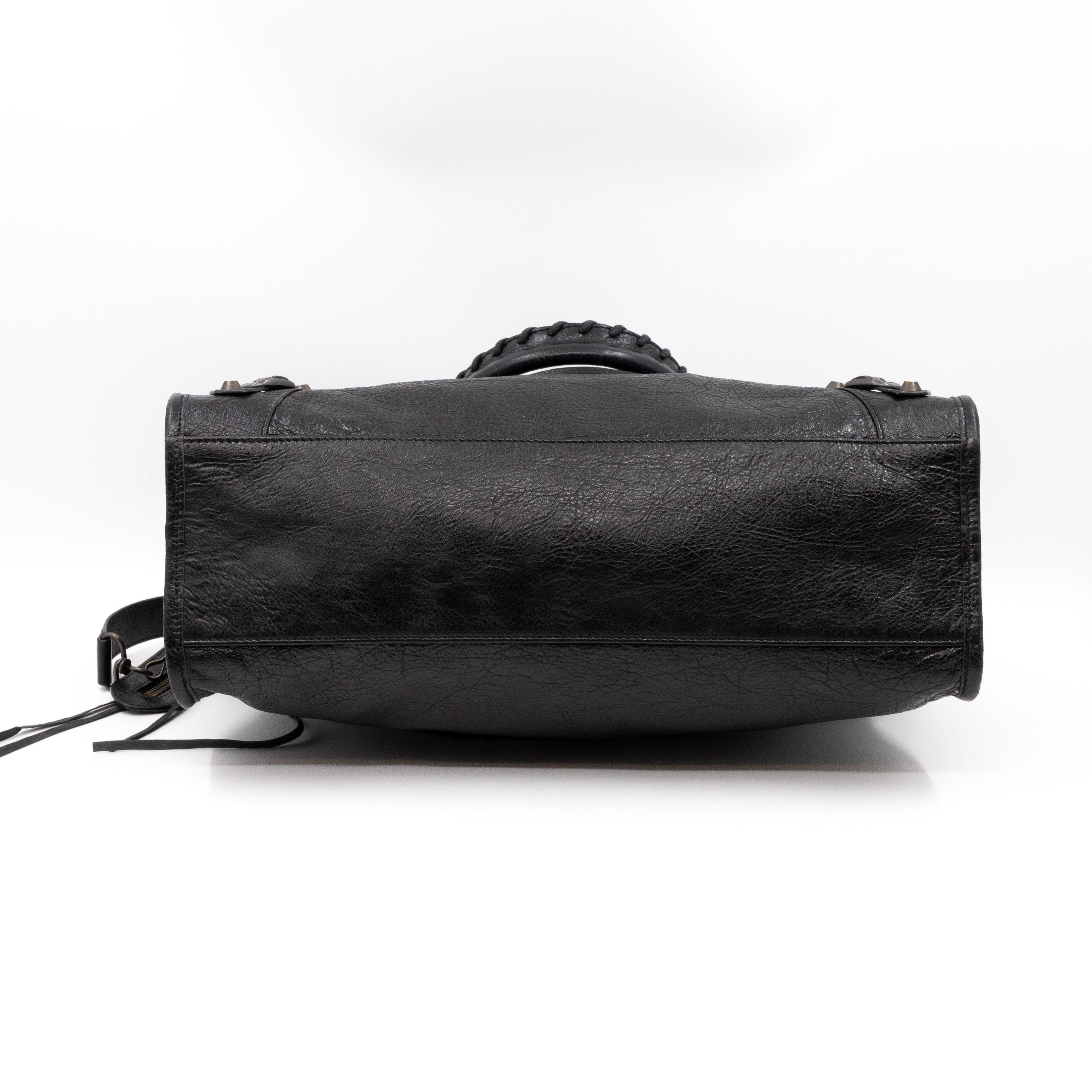 City Classic Studs Black Leather
