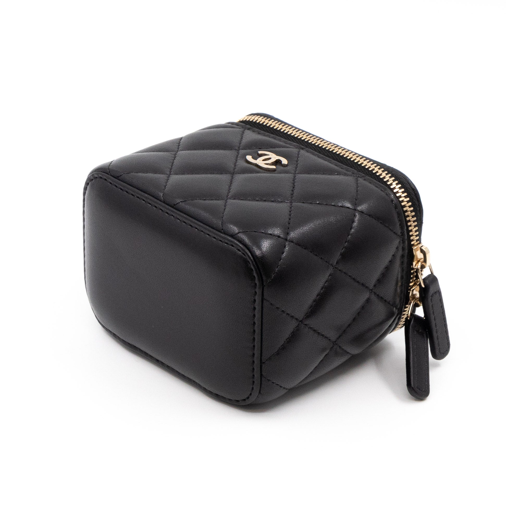 Small Vanity On Chain Black Leather