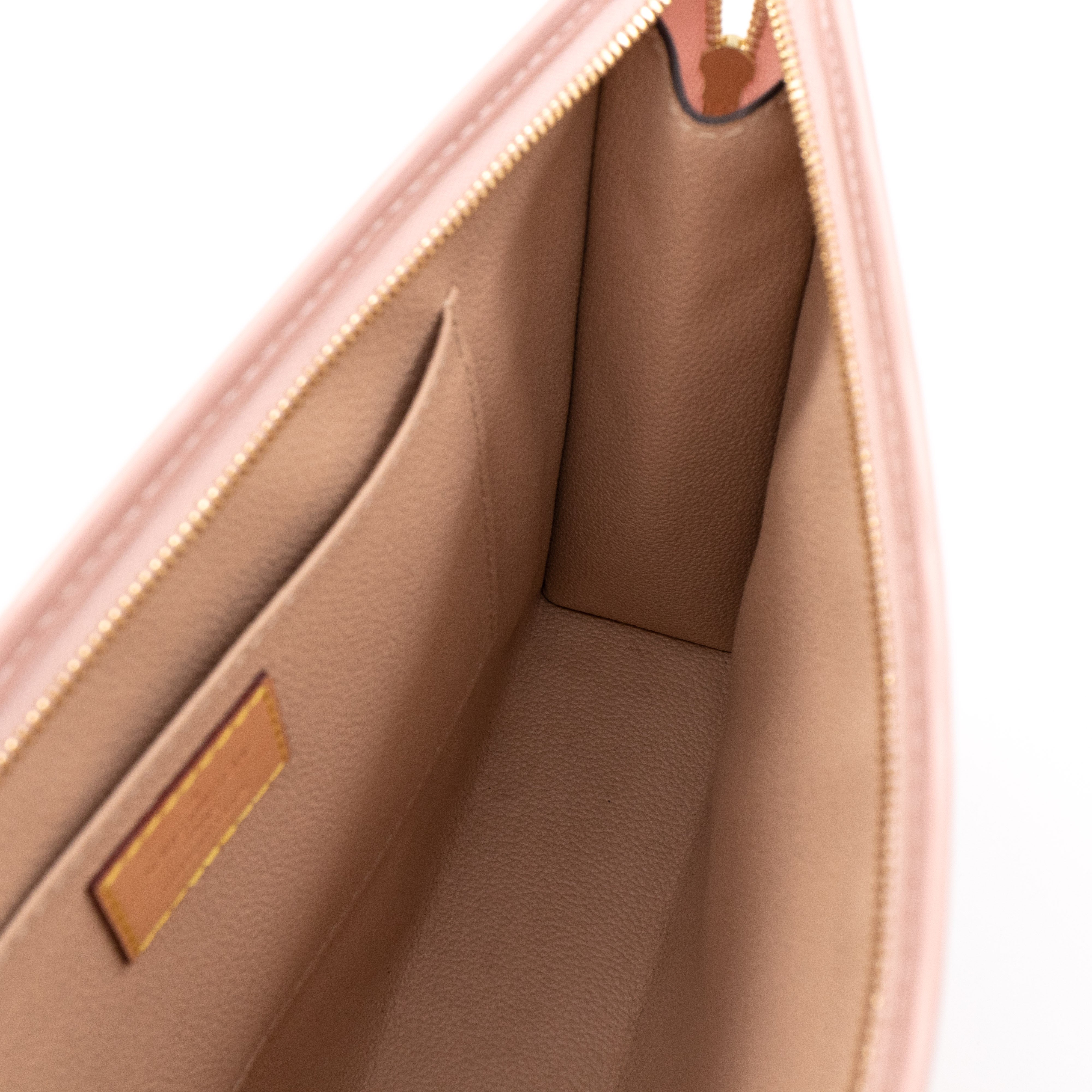 Toiletry Pouch 26 Epi Leather Rose Ballerine