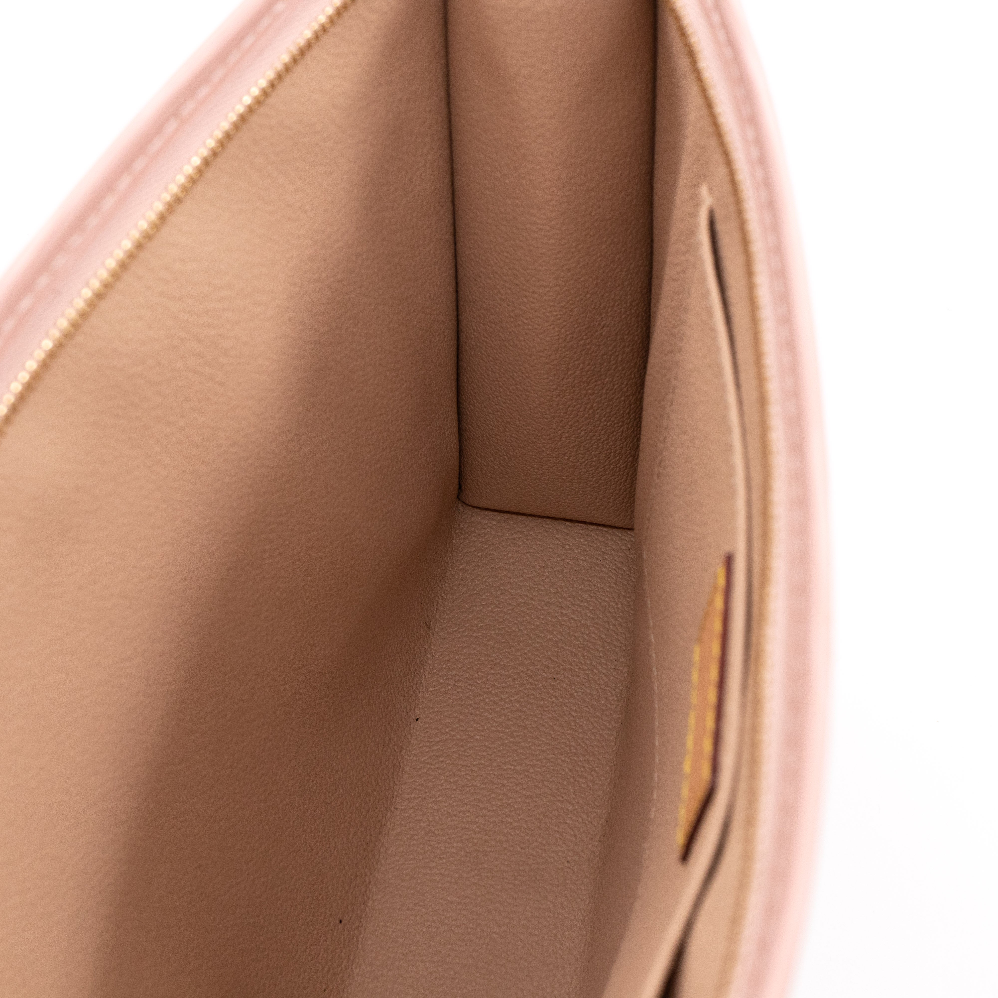 Toiletry Pouch 26 Epi Leather Rose Ballerine