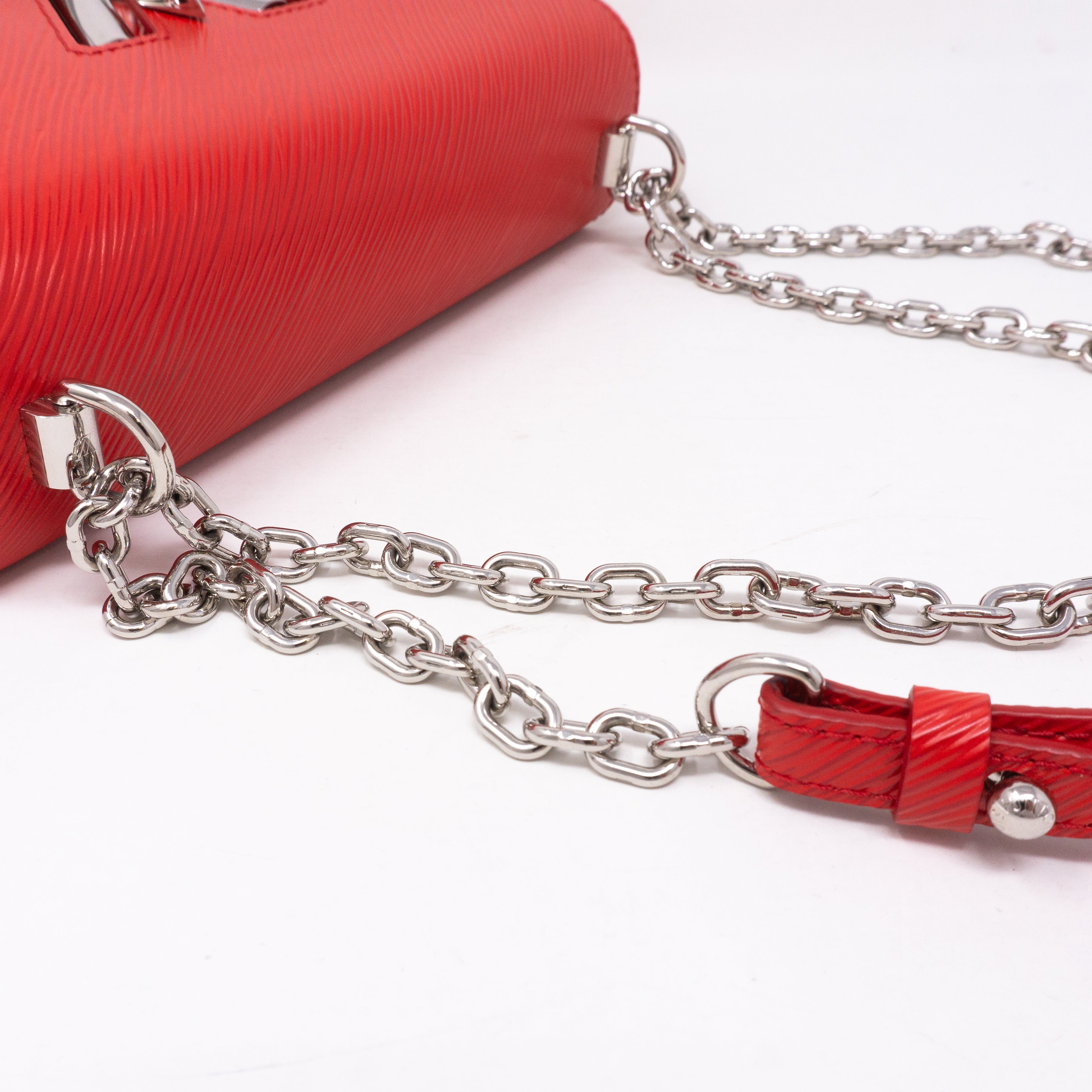 Twist MM Epi Leather Coquelicot Red