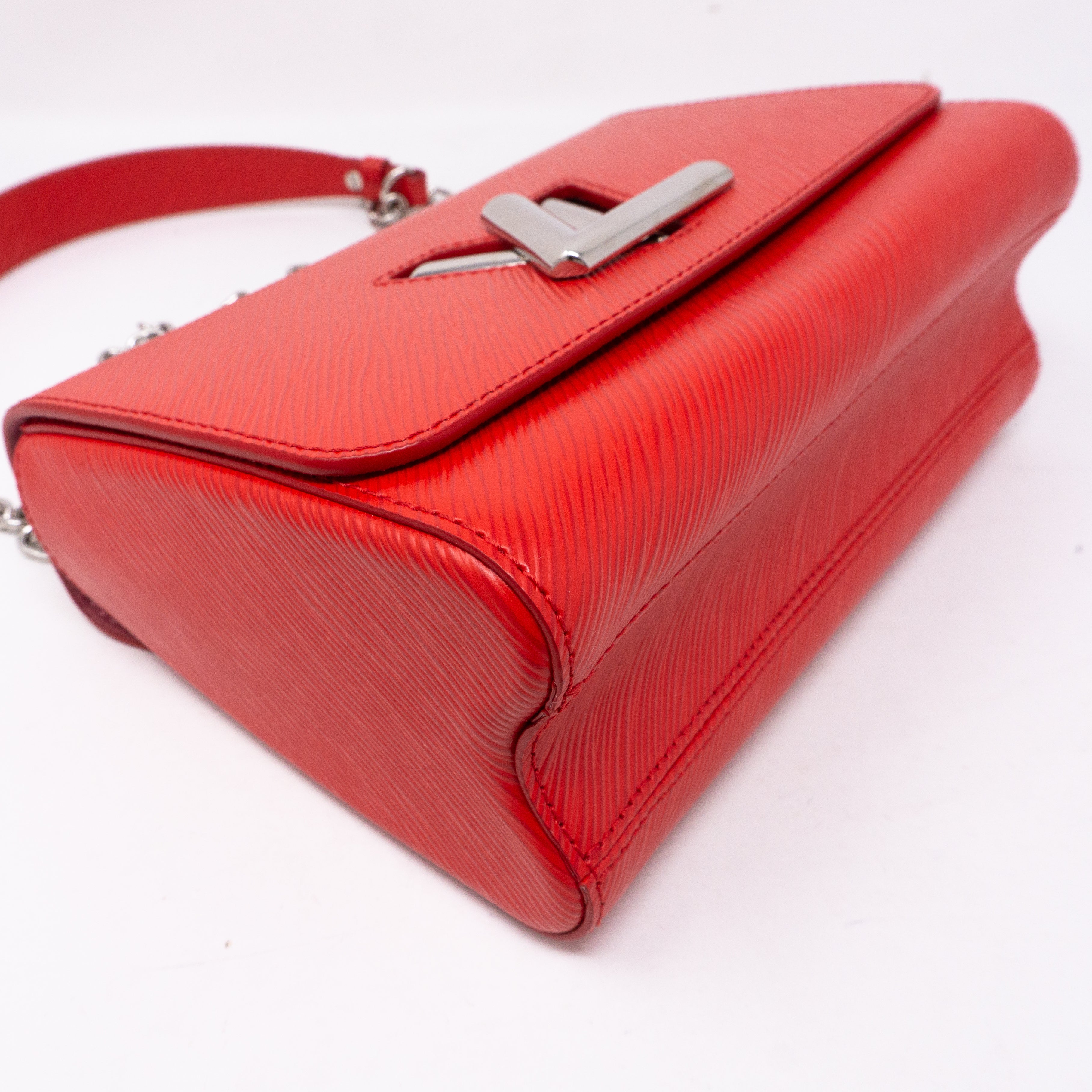 Twist MM Epi Leather Coquelicot Red