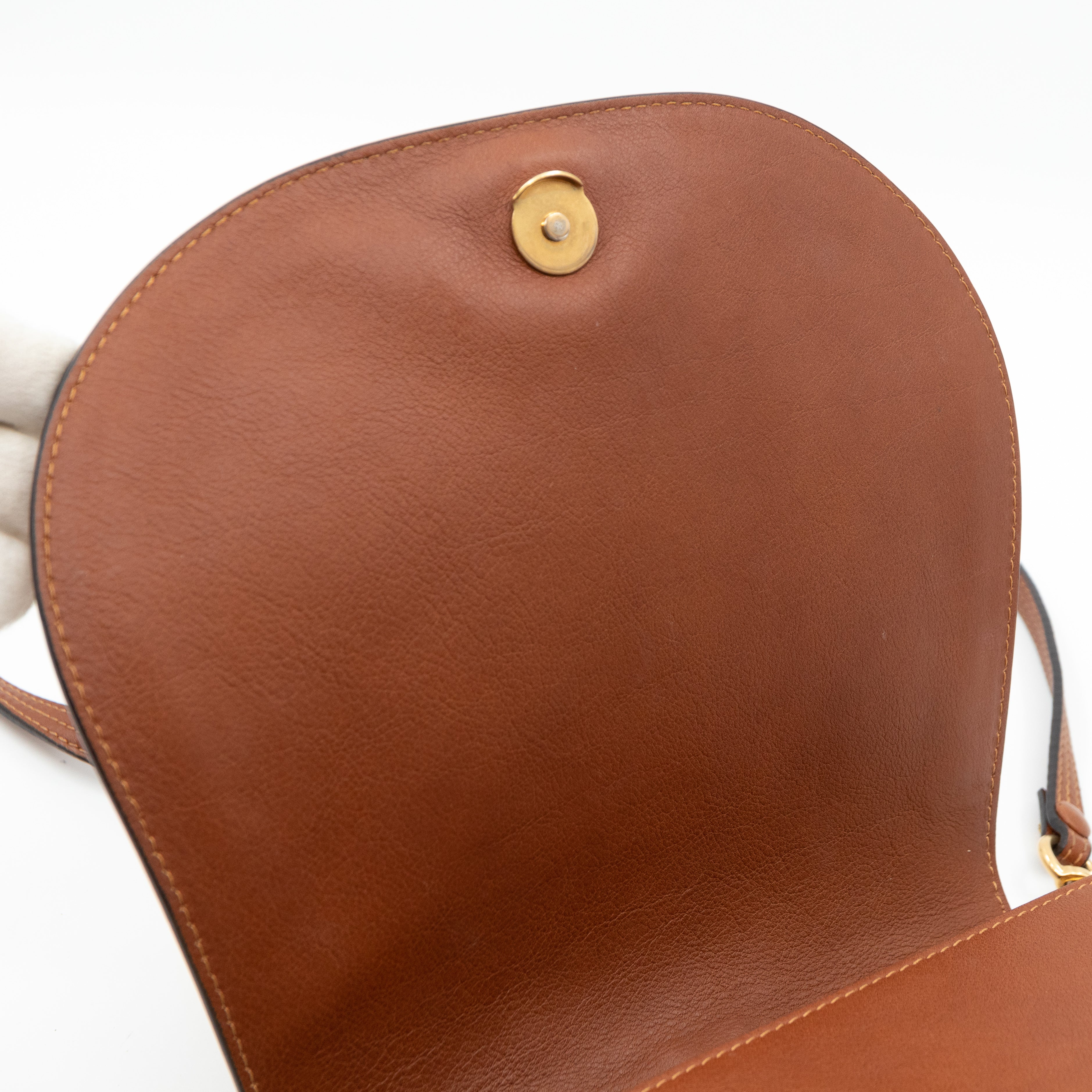 Medium Nile Bracelet Bag Brown Leather