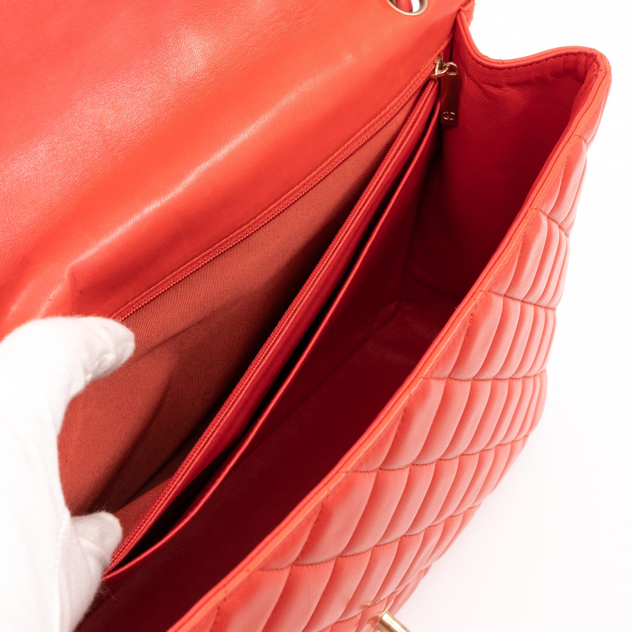 Classic Single Flap Maxi Light Red Leather Matte Gold