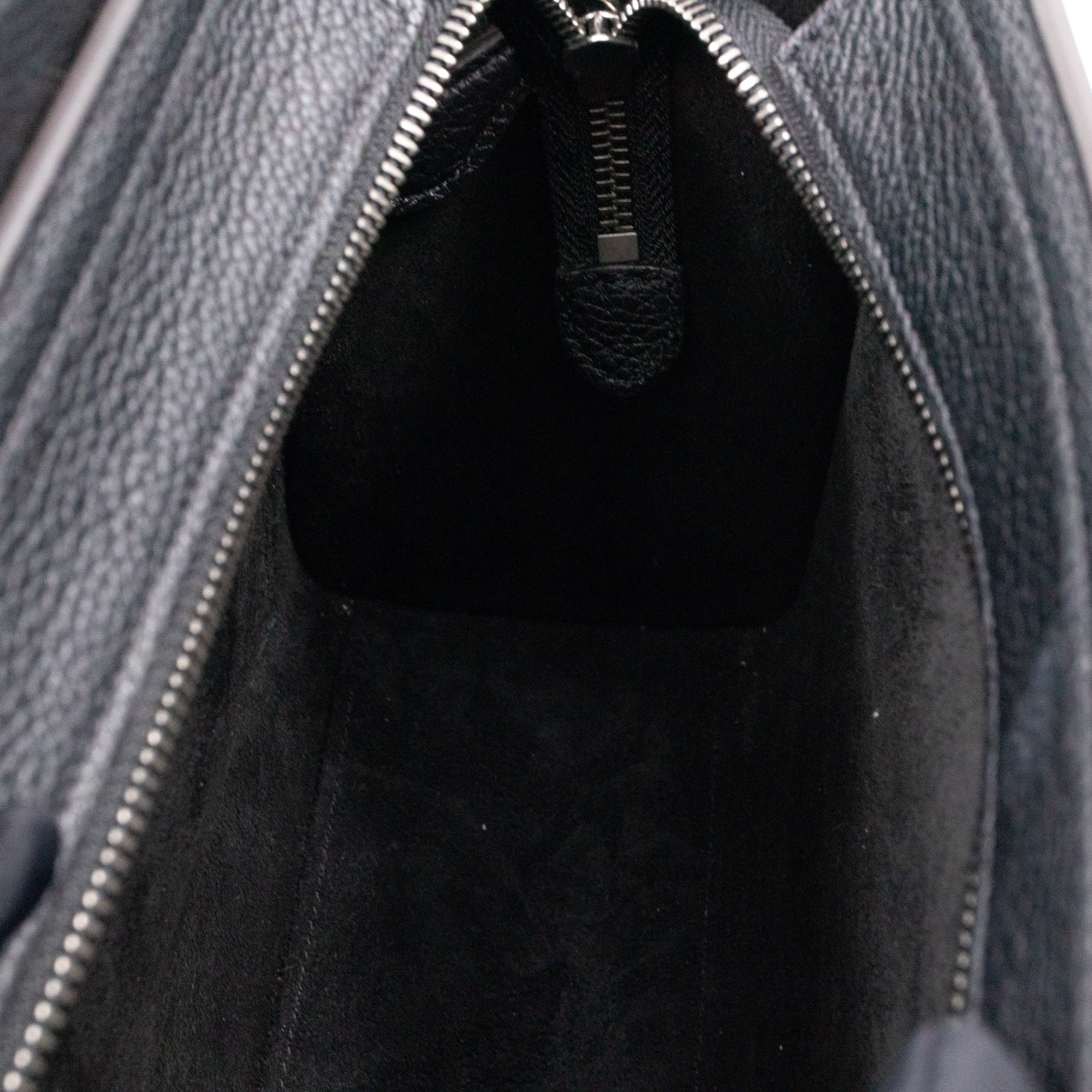 Nano Luggage Black Leather