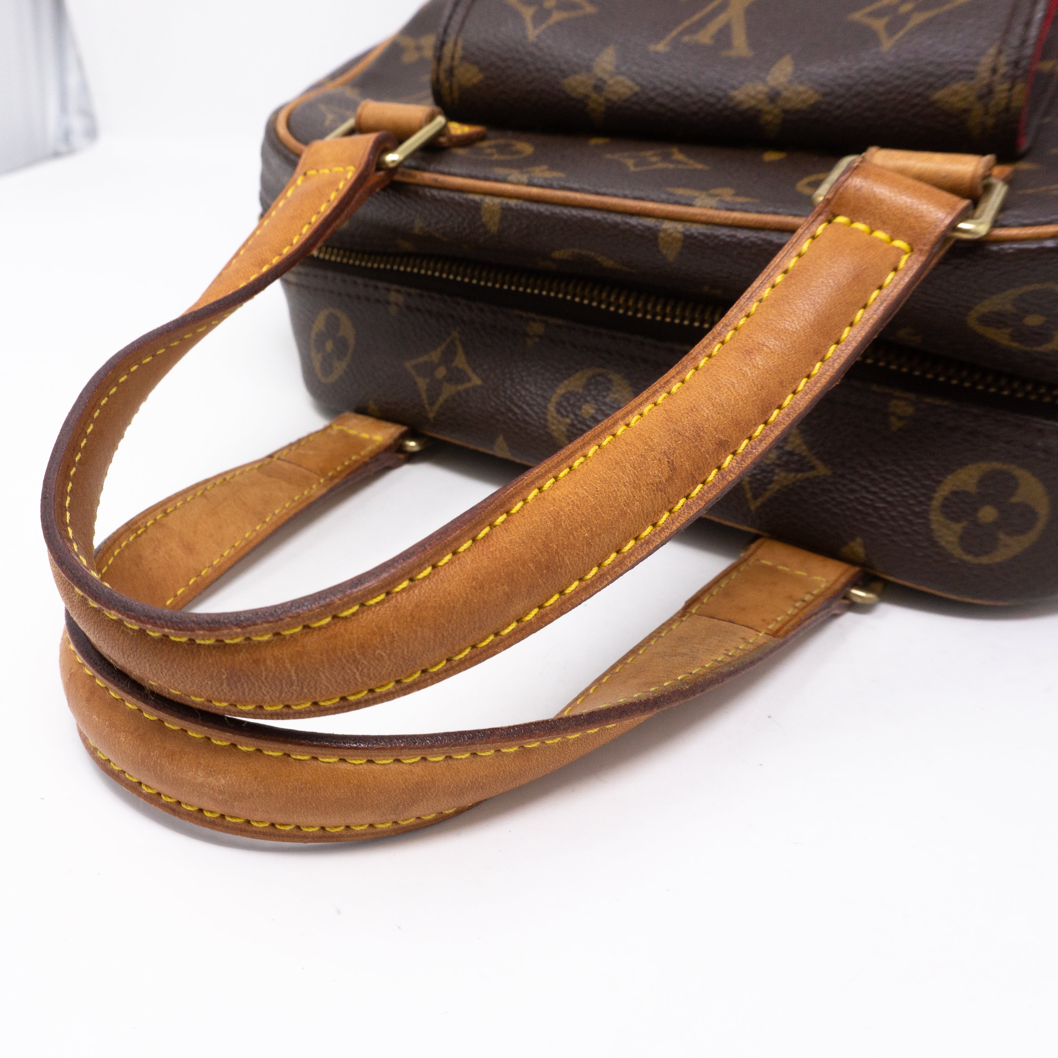 Excentri Cite Monogram