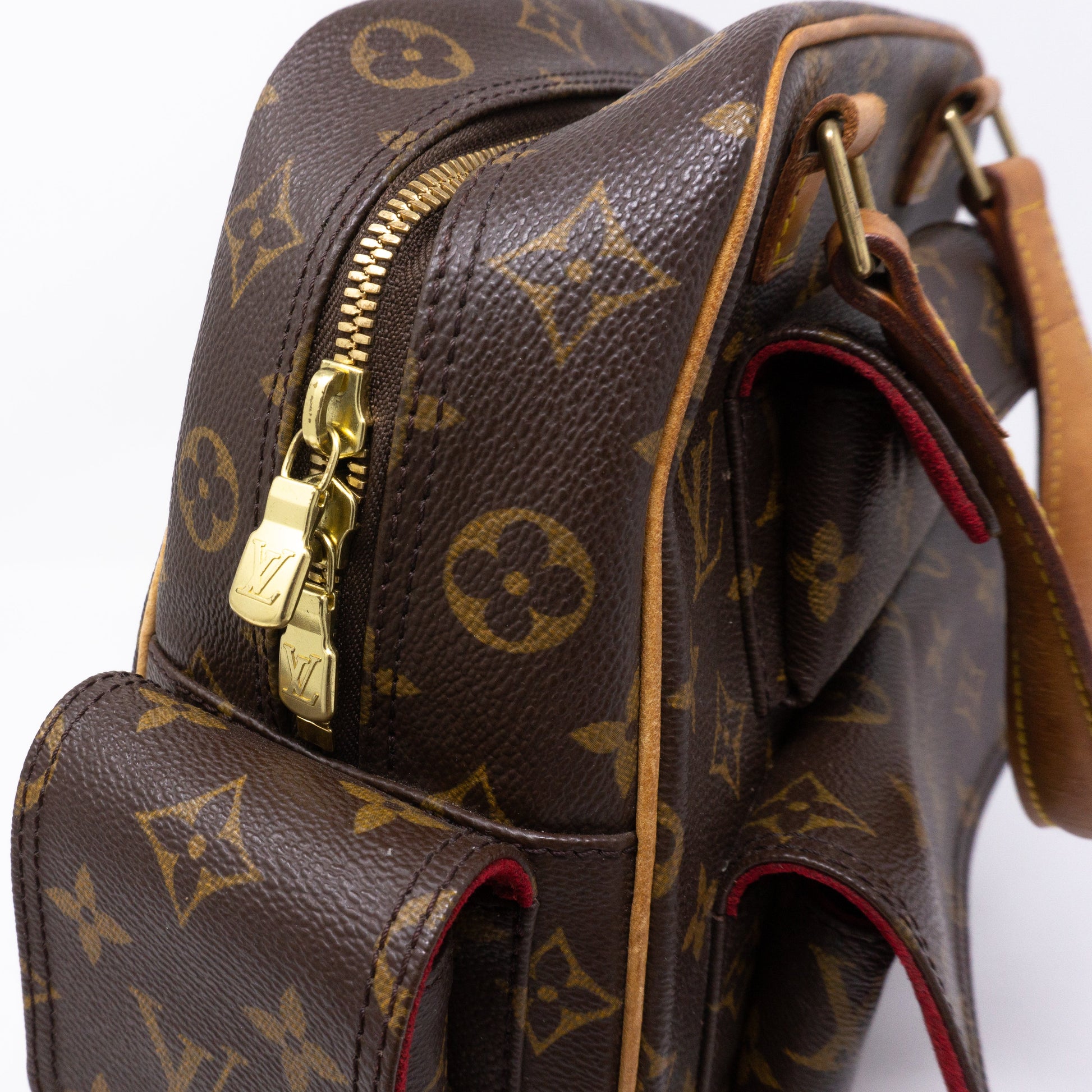 Authentic Louis Vuitton Excentri Cite Handbag with Strap