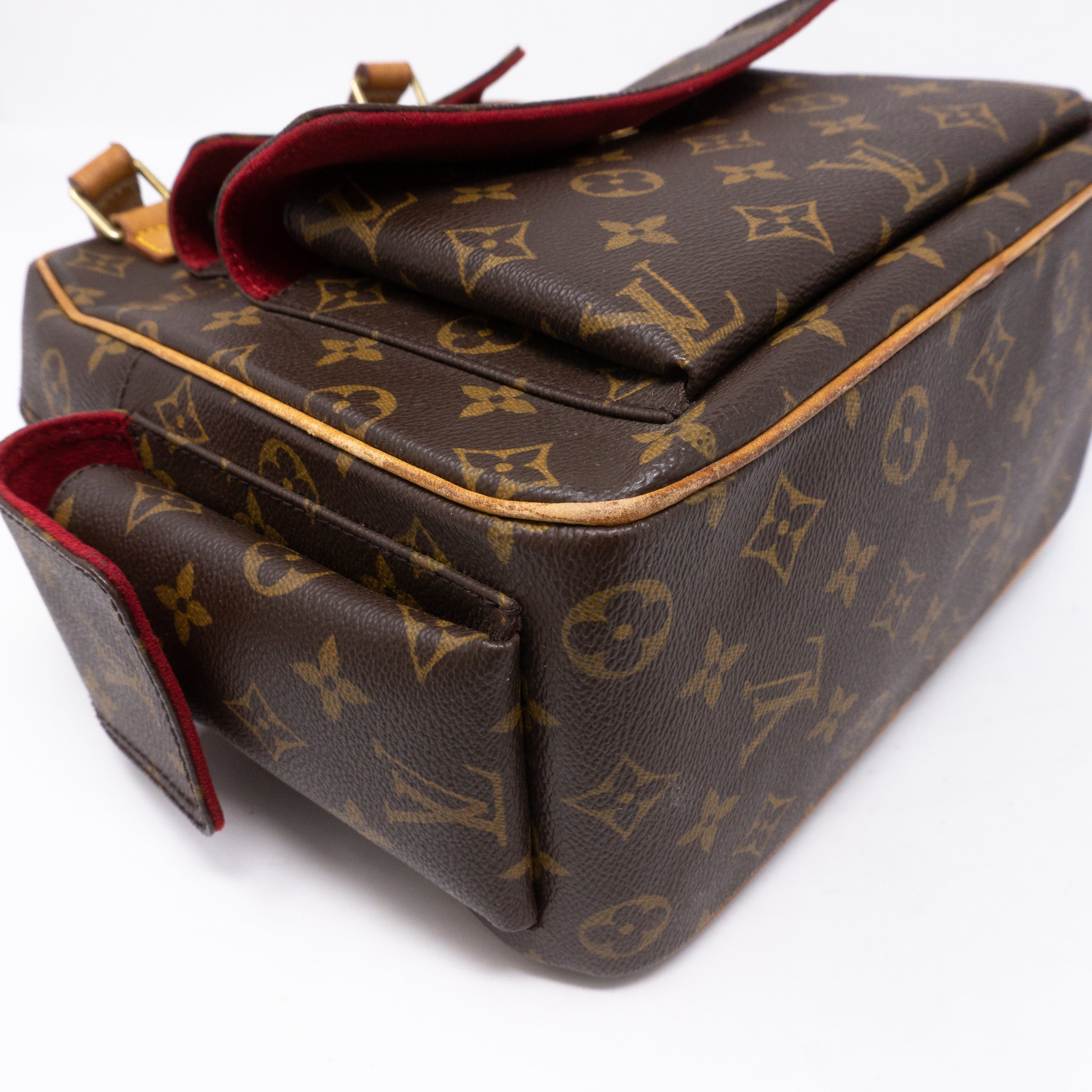 Excentri Cite Monogram