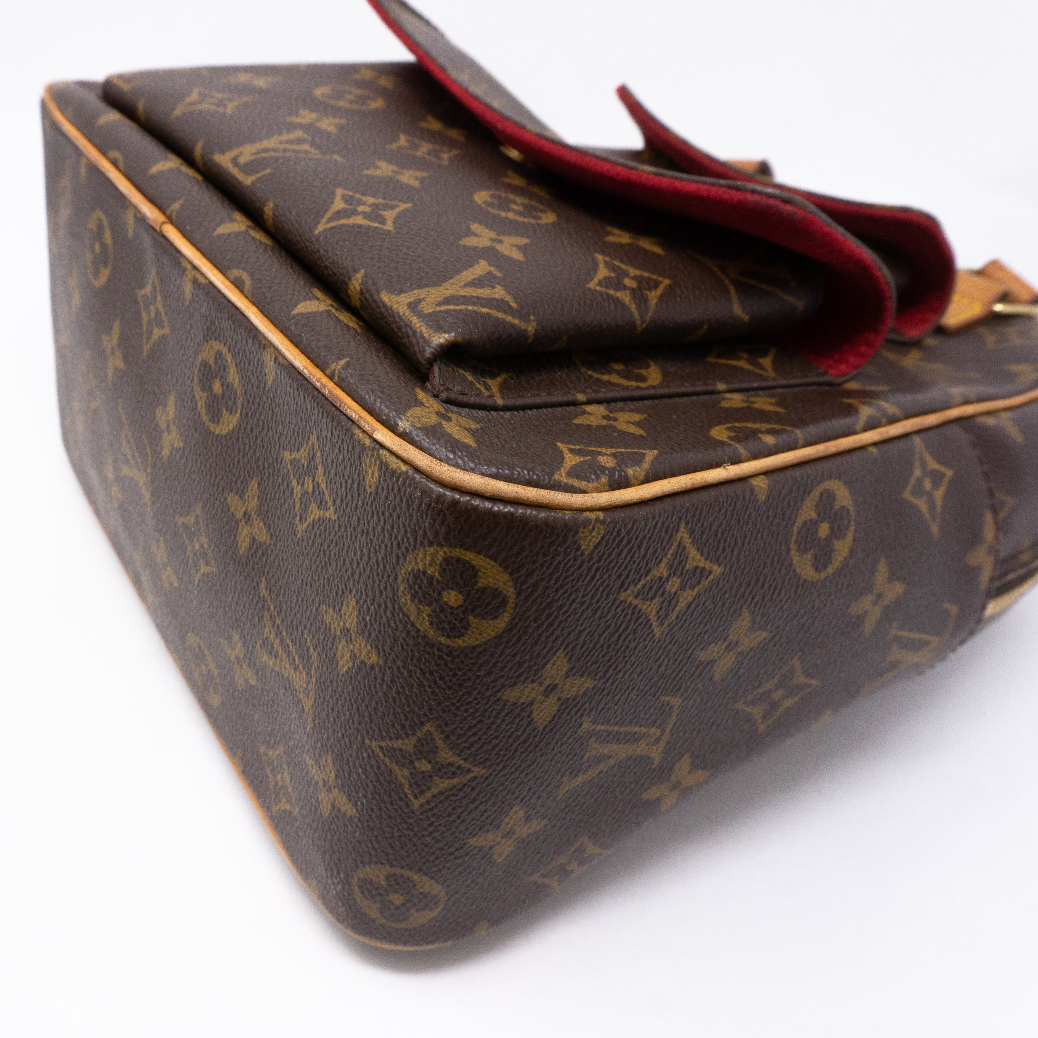 Excentri Cite Monogram
