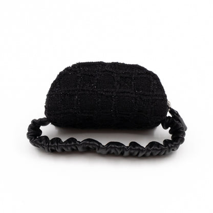 Chanel CC Arm Coin Purse Wrist Pouch Black Tweed – Queen Station