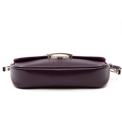 Pochette Montaigne Epi Leather Cassis