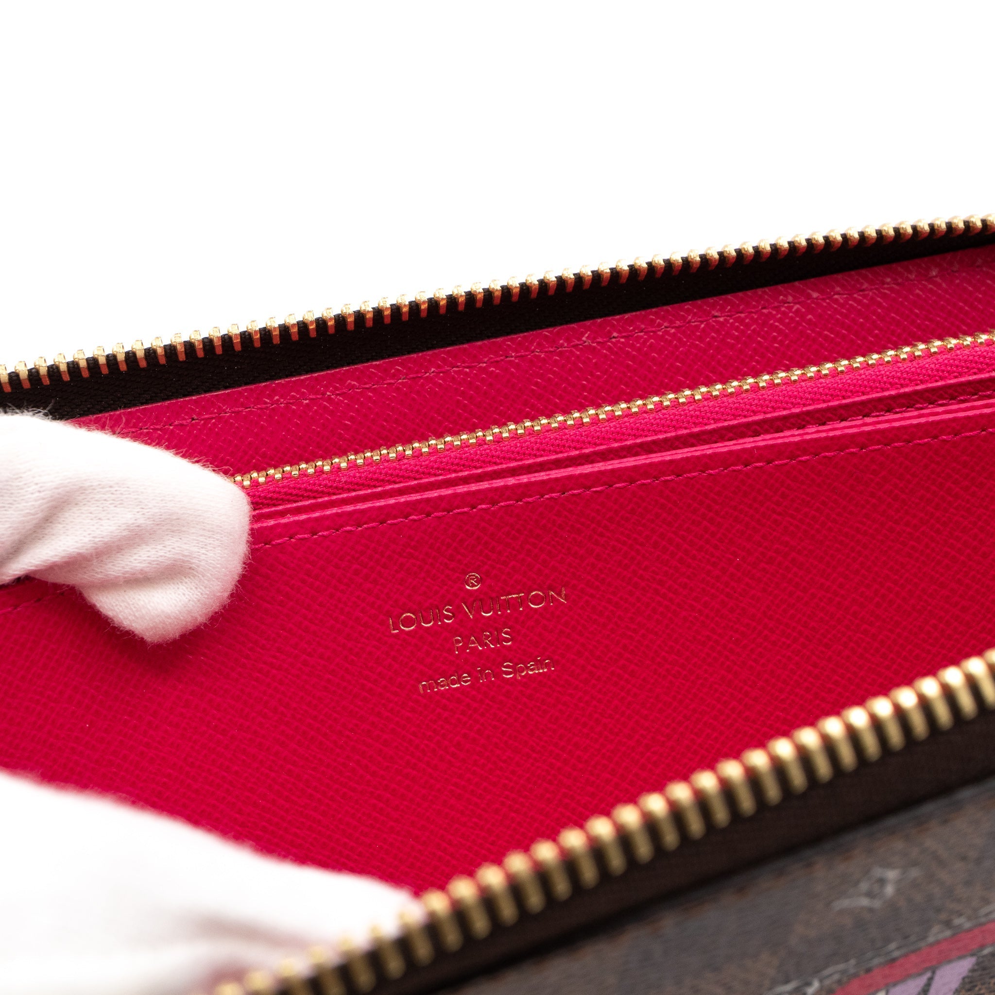 Zippy Wallet Damier Ebene Vivienne Courchevel