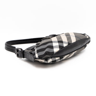 Shoulder Bag Beat Check Patent Leather