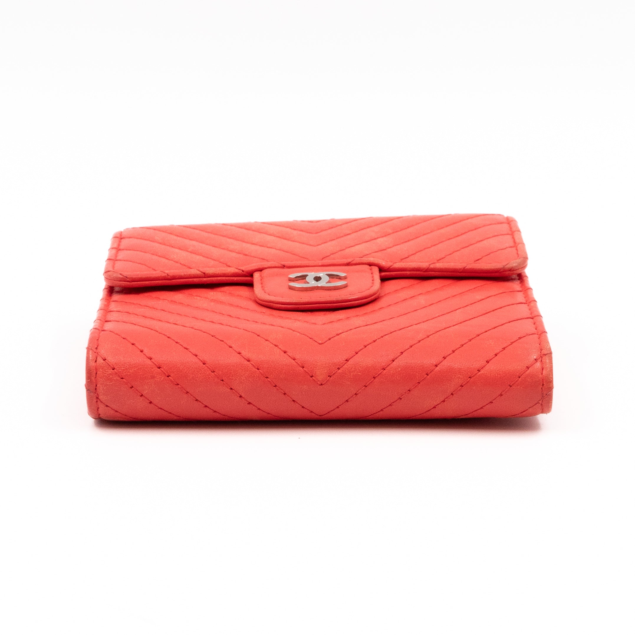 Small Classic Flap Wallet Coral Pink Leather