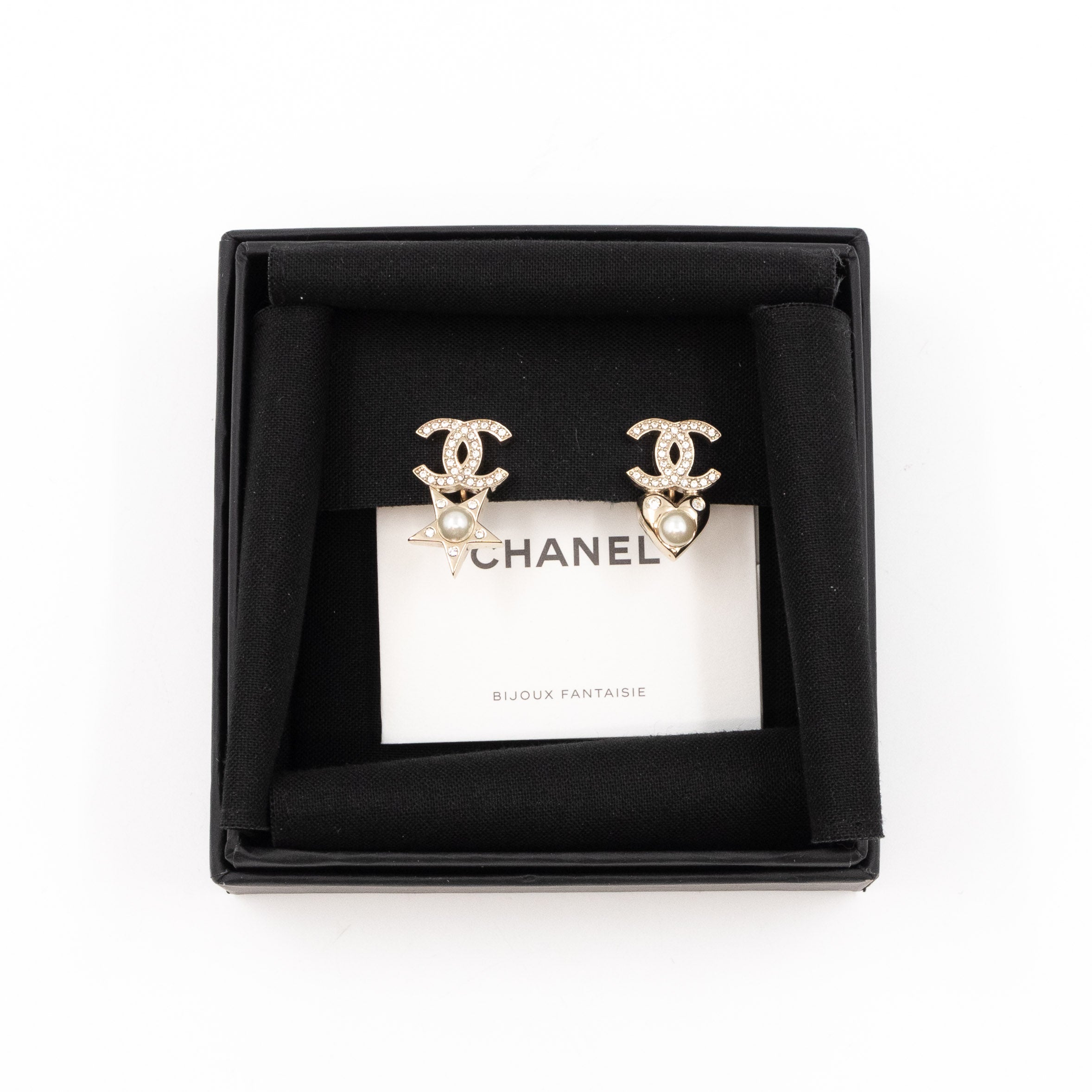 CC Charming Winter Earrings