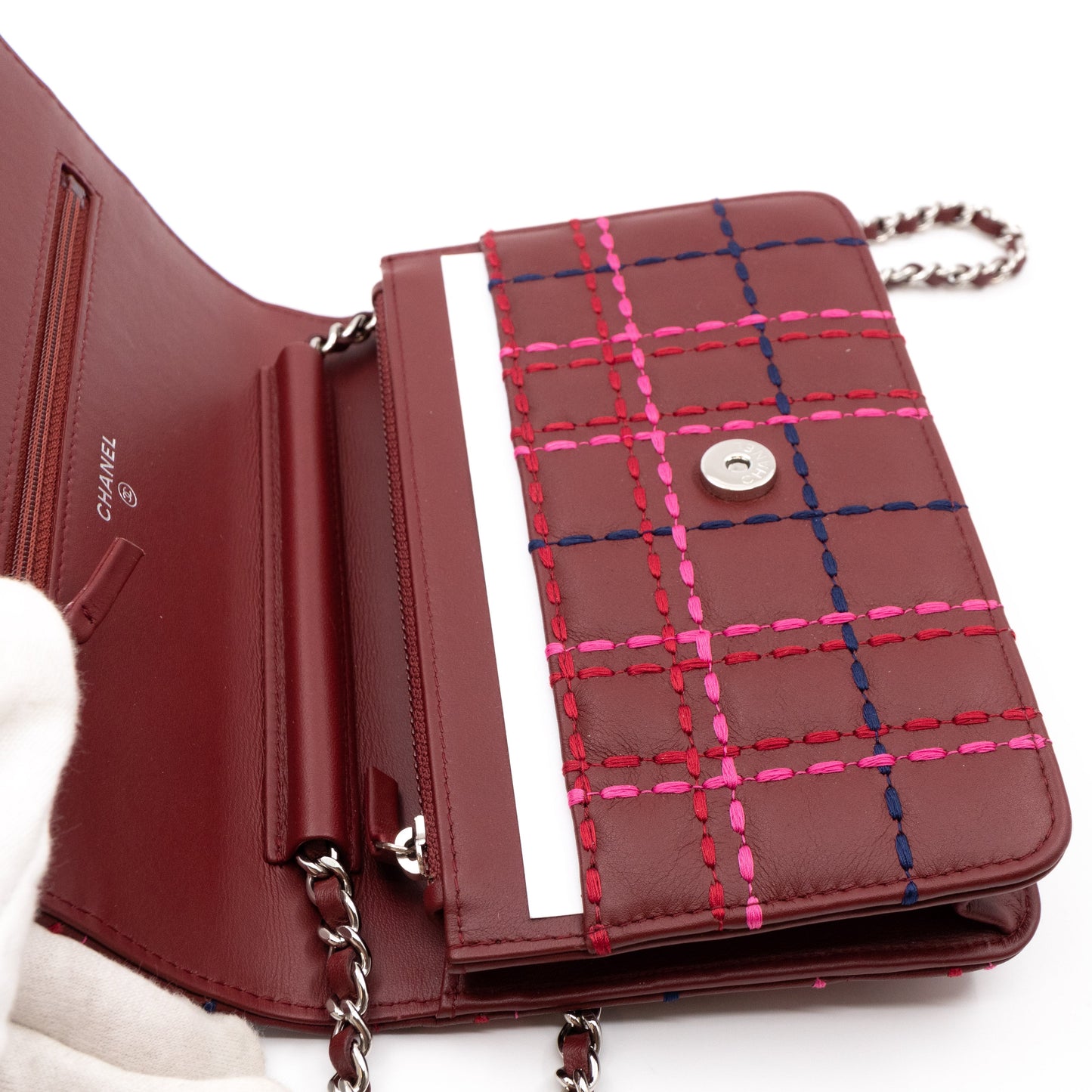 Classic Wallet On Chain Burgundy Leather Square Stitch