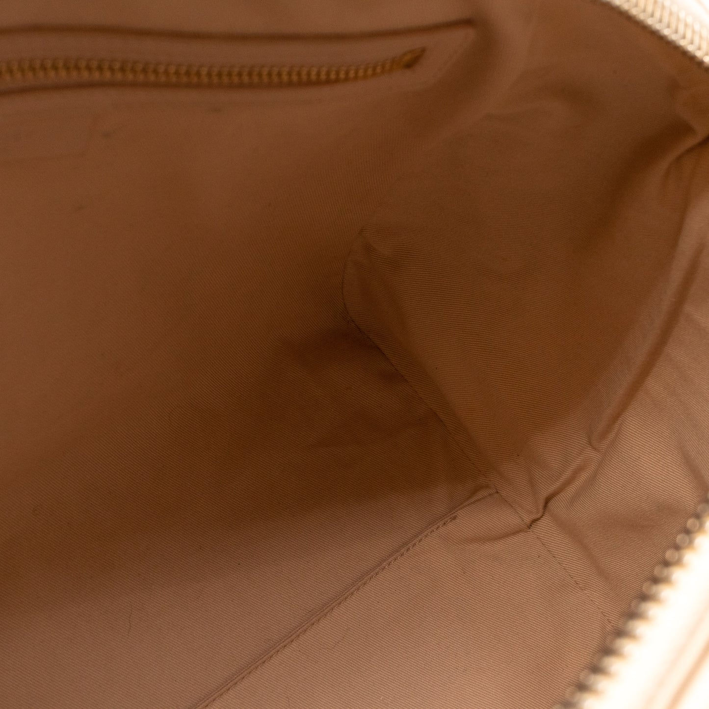 Antigona Medium Beige Leather