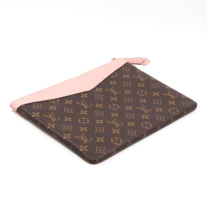 Daily Pouch Monogram Rose Poudre