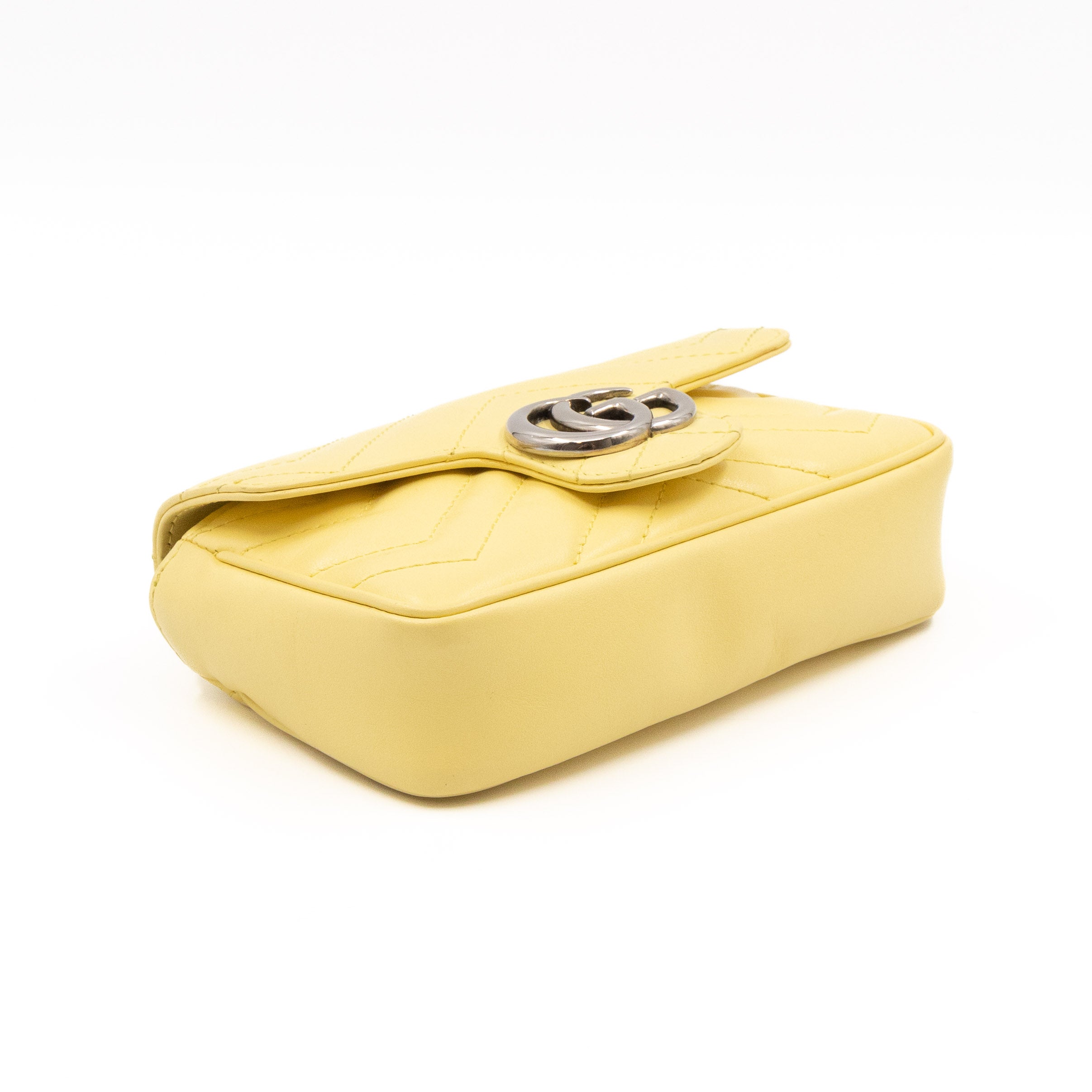 GG Marmont Flap Matelassé Super Mini Yellow